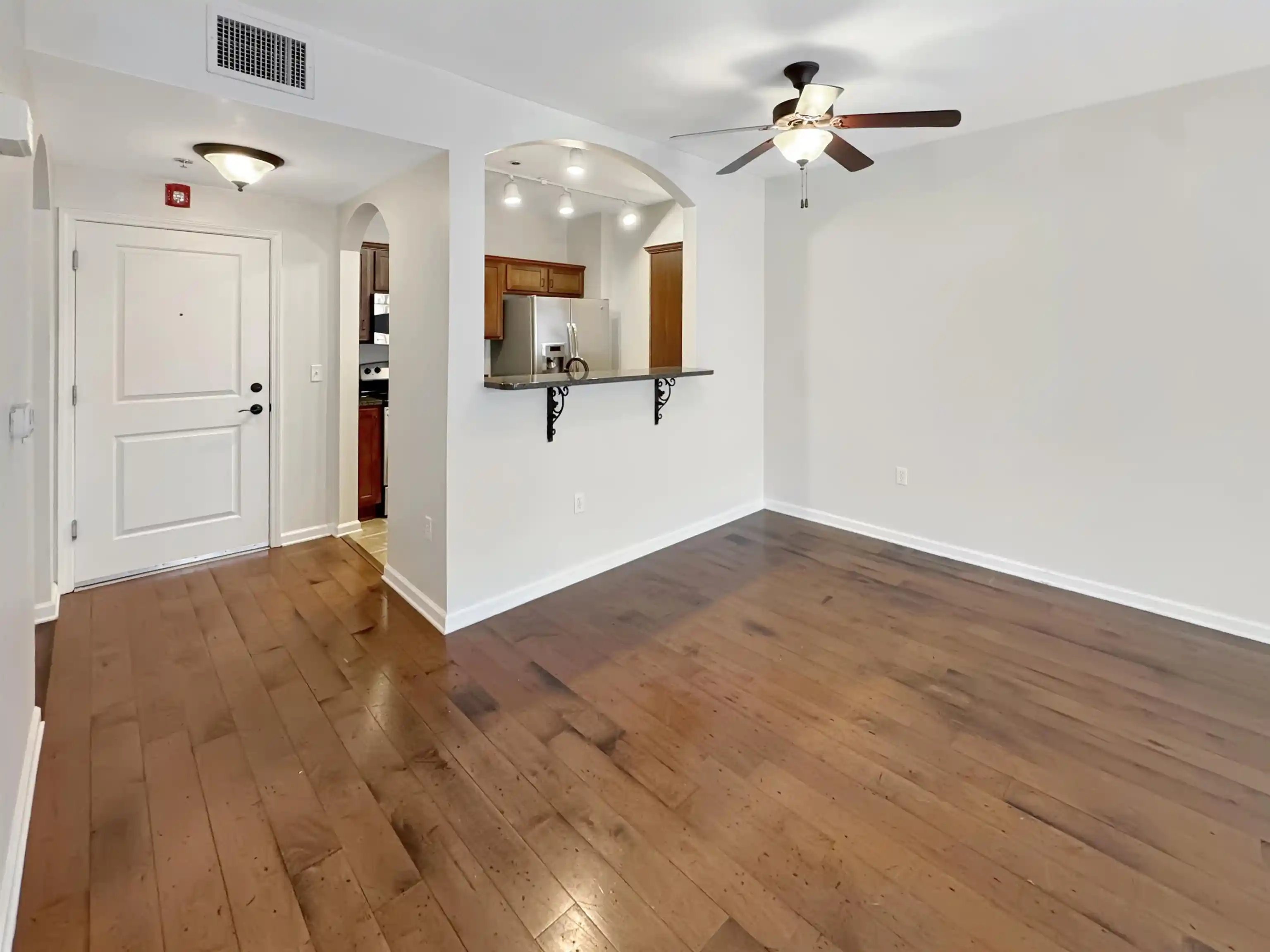 Photo 4 of Sale Pending at 665 Tennessee St #407, Memphis, TN 38103 | MLS# 10223803 | Listing updated on 2026-09-02