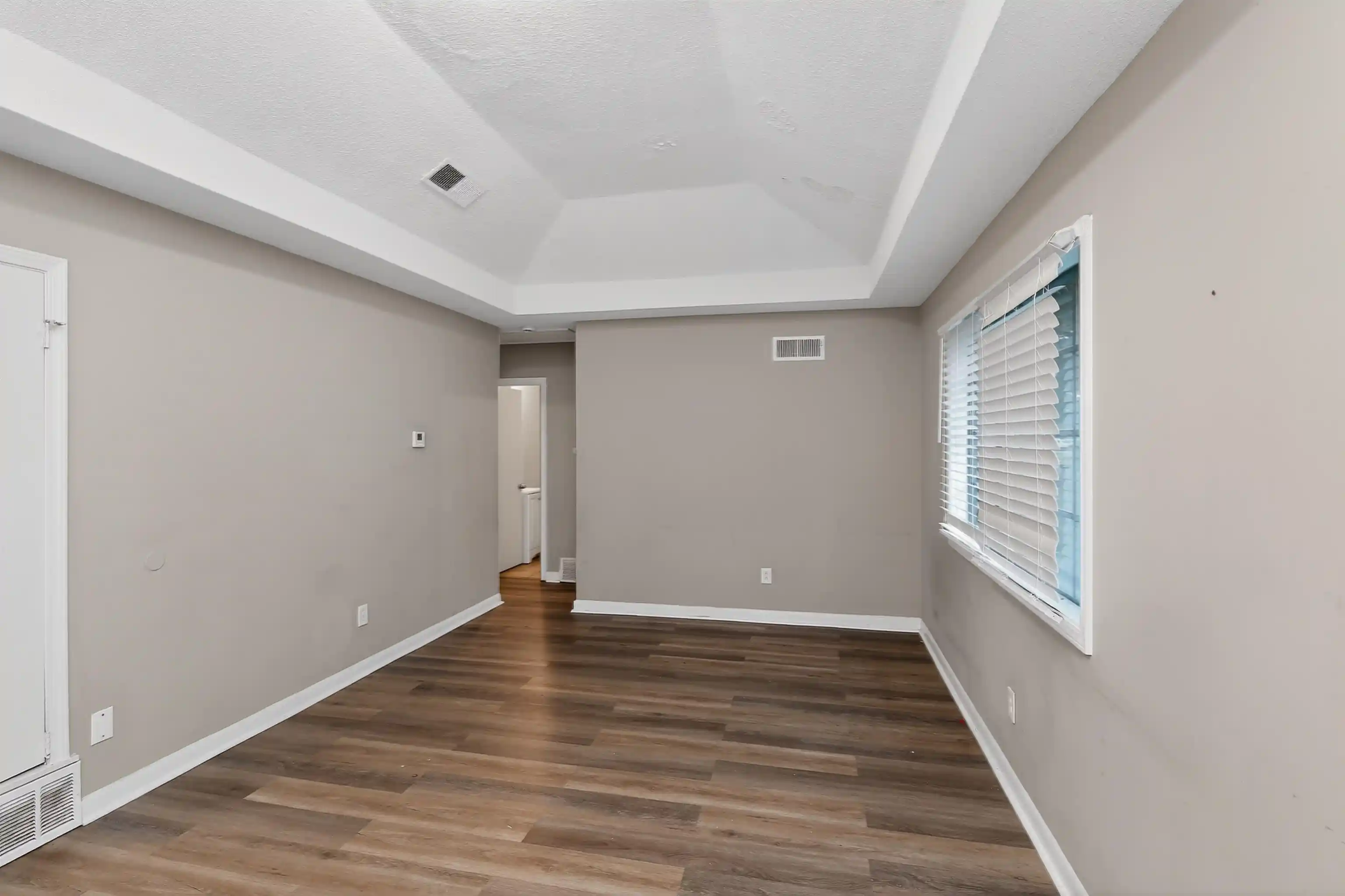 Photo 2 of Single family home for sale at 2911 Claudette Rd, Memphis, TN 38118 | MLS# 10223814 | Listing updated on 2026-09-21