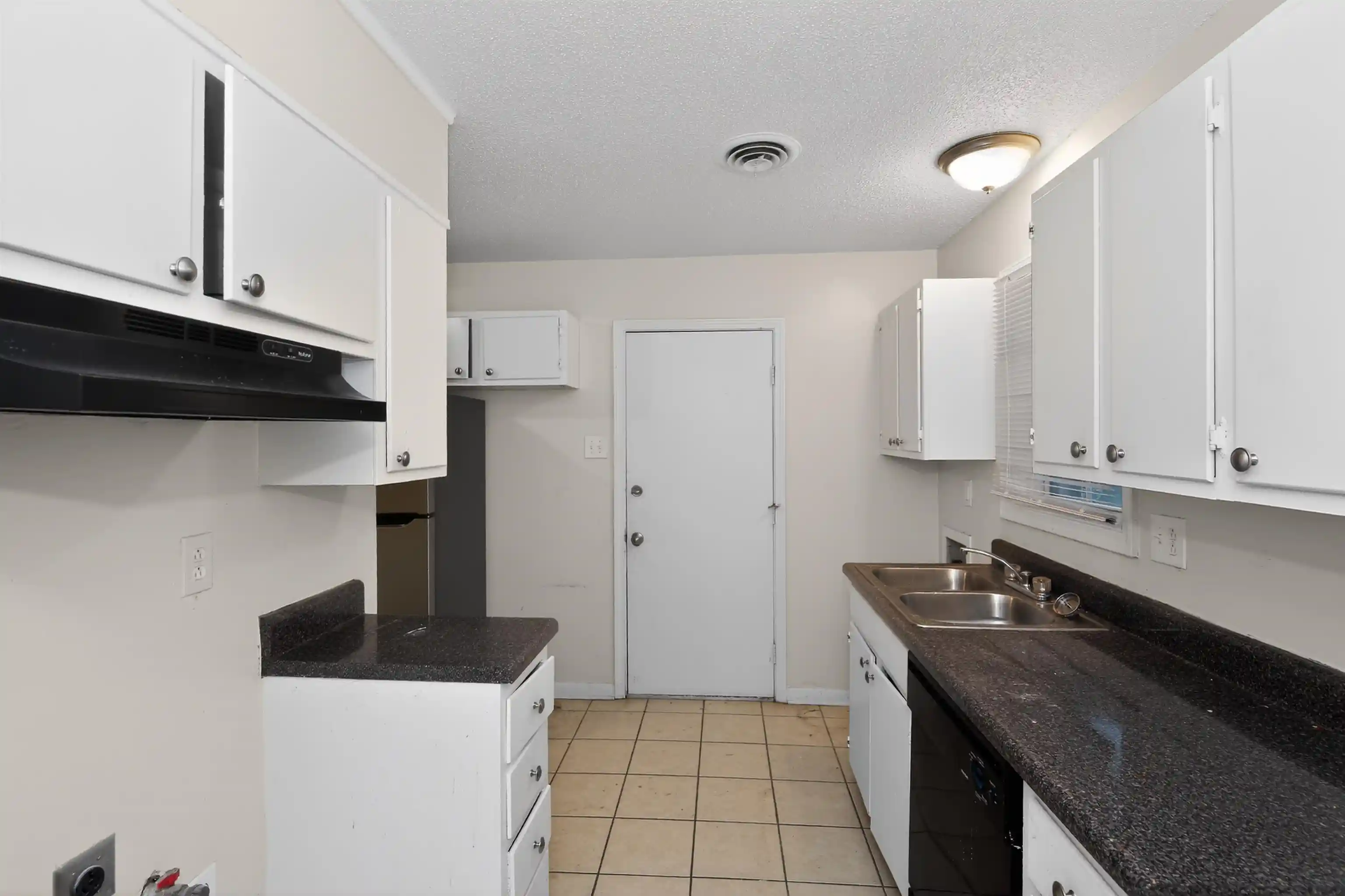 Photo 3 of Single family home for sale at 2911 Claudette Rd, Memphis, TN 38118 | MLS# 10223814 | Listing updated on 2026-09-21