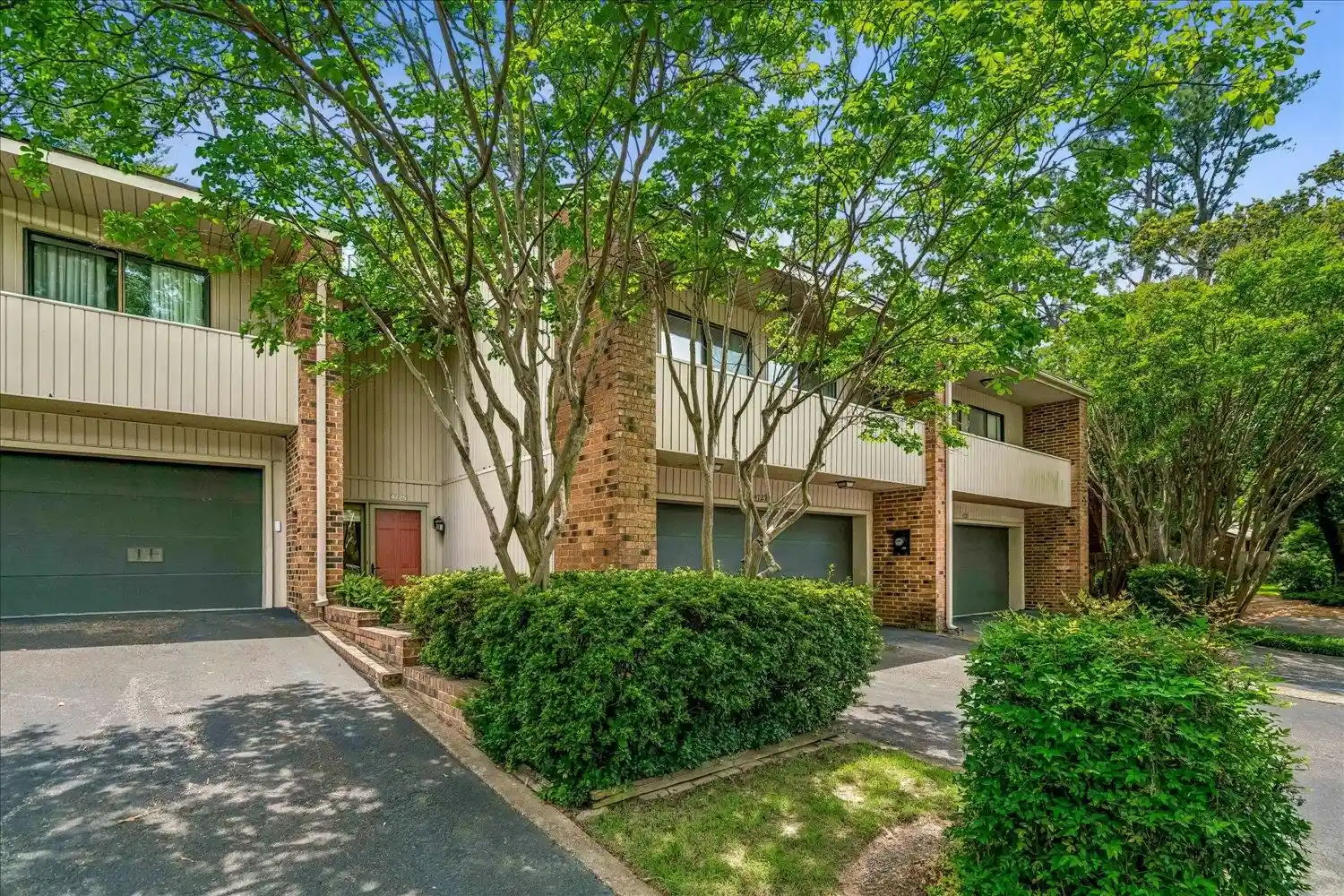 Townhouse for sale at 4725 Mint Dr #4725, Memphis, TN 38117 | MLS# 10223833