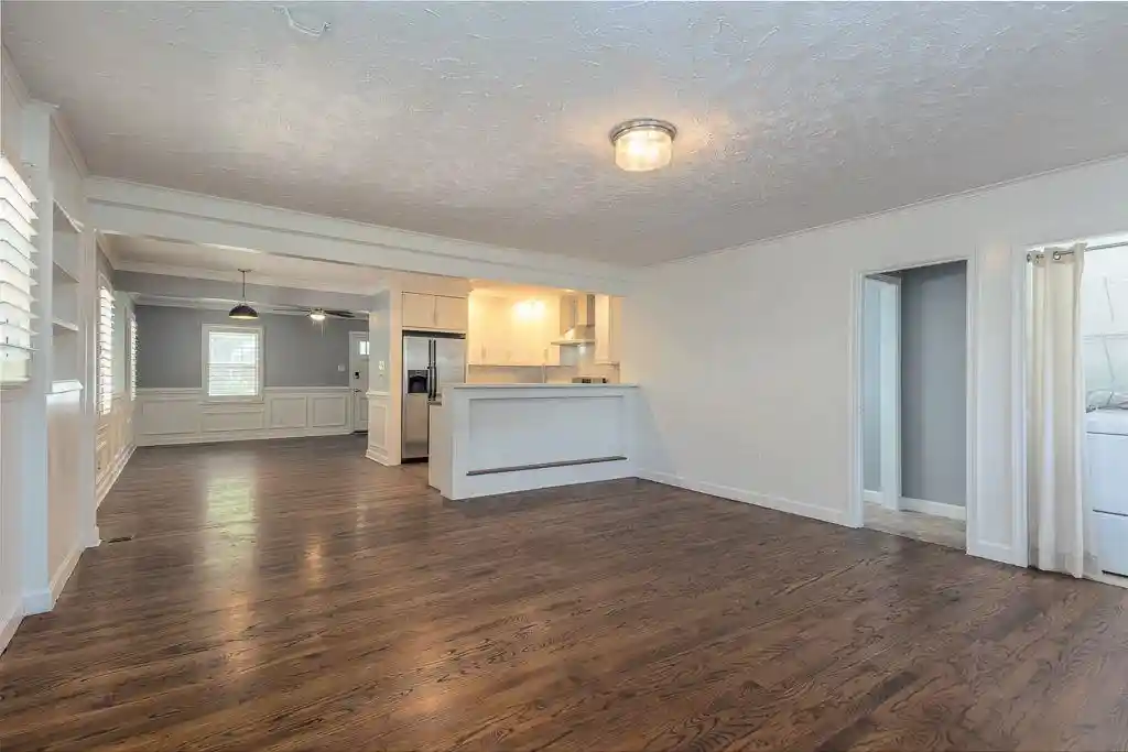Photo 3 of Sale Pending at 481 Vaughn Rd, Memphis, TN 38122 | MLS# 10223837 | Listing updated on 2026-09-12