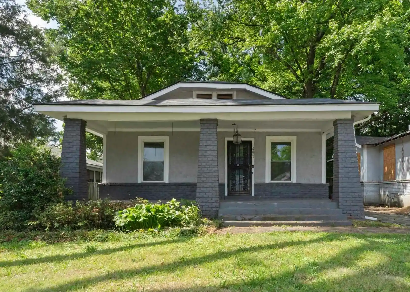 Photo 1 of Single family home for sale at 1489 Faxon Ave, Memphis, TN 38104 | MLS# 10223845 | Listing updated on 2026-07-07