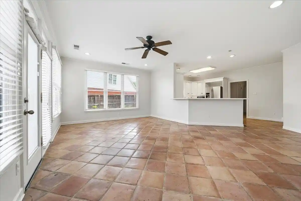 4th image of 9866 S Houston Oak Dr, Germantown, TN 38139 | MLS# 10223851