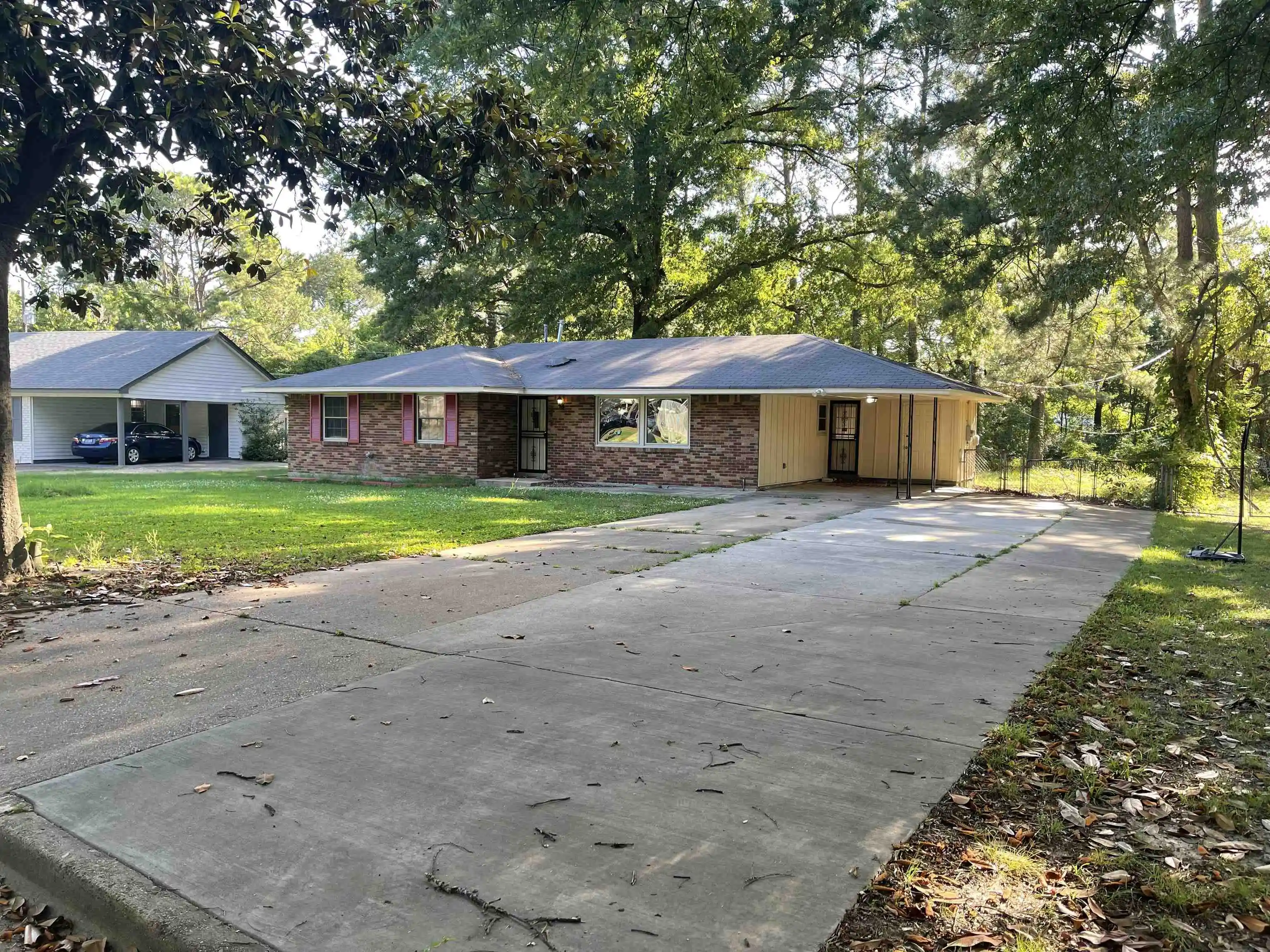 Photo 1 of Single family home for sale at 3643 W Big Bnd Dr, Memphis, TN 38116 | MLS# 10223861 | Listing updated on 2026-09-25