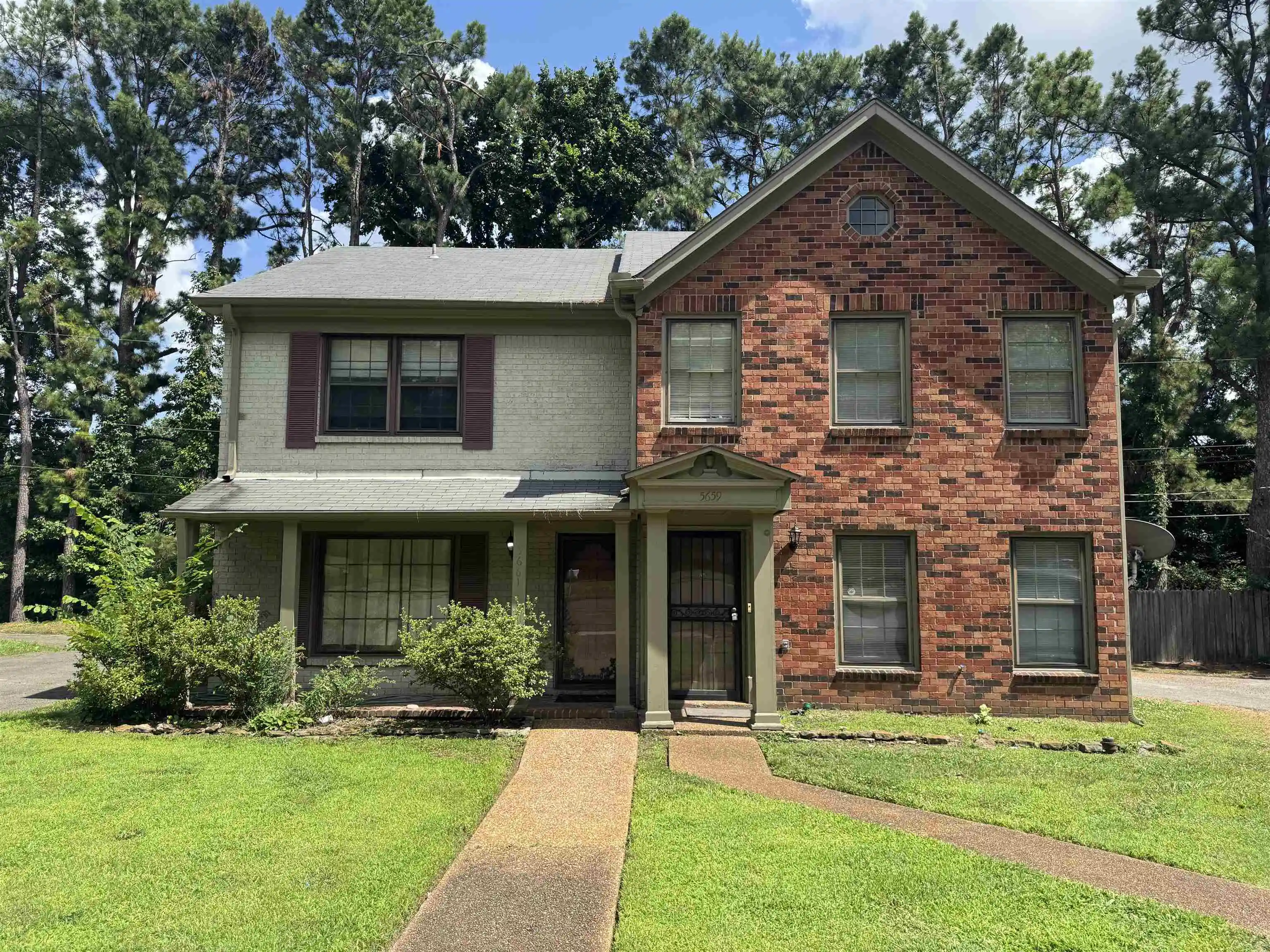 Photo 1 of Sale Pending at 5659 Hinton Pl, Memphis, TN 38119 | MLS# 10223875 | Listing updated on 2026-09-18