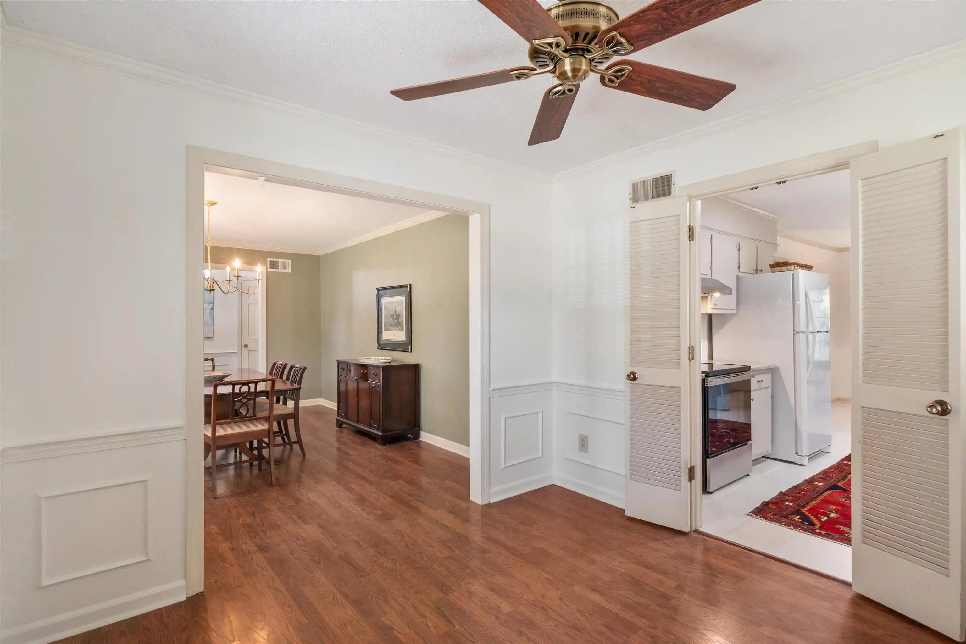 Photo 2 of Sale Pending at 2524 Lynnfield Rd, Memphis, TN 38119 | MLS# 10223882 | Listing updated on 2026-08-31
