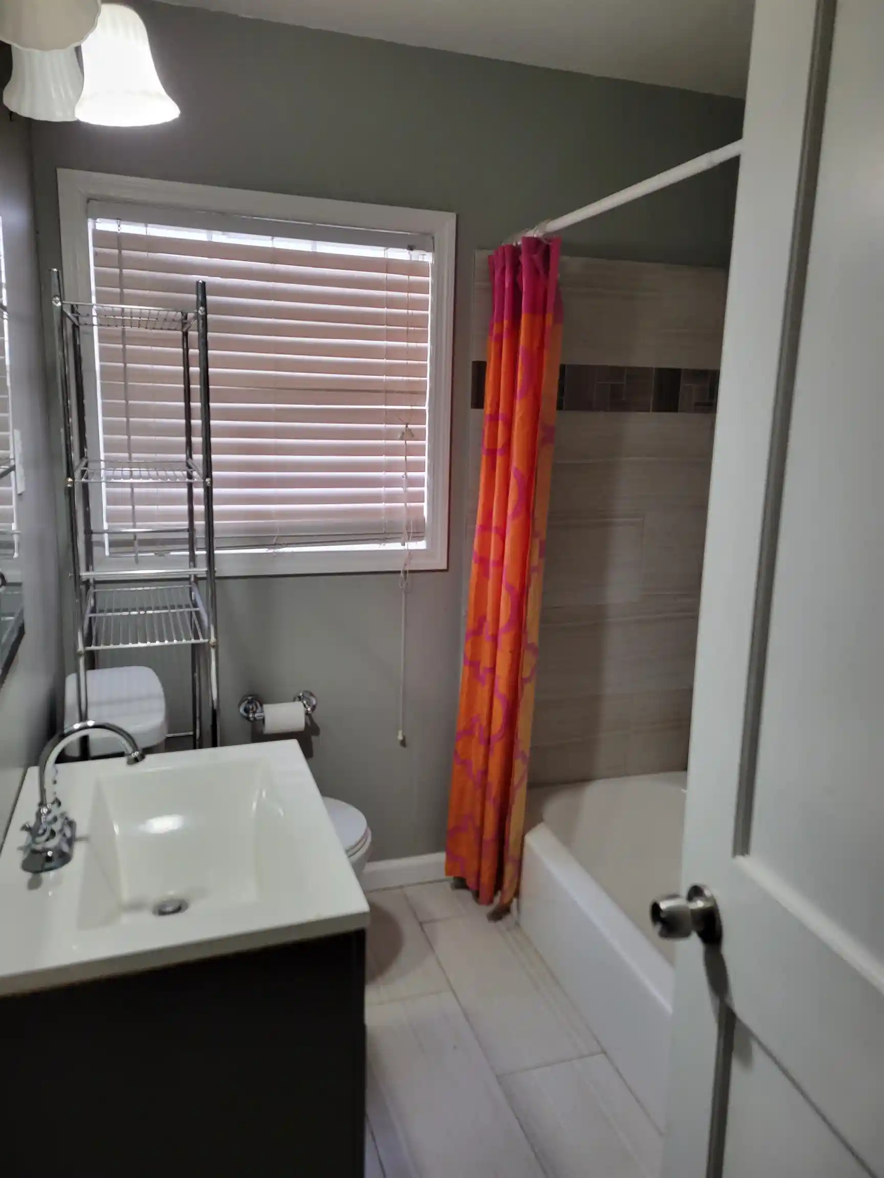 Photo 2 of Single family home for sale at 1229 S Perkins Rd, Memphis, TN 38117 | MLS# 10223883 | Listing updated on 2026-09-14