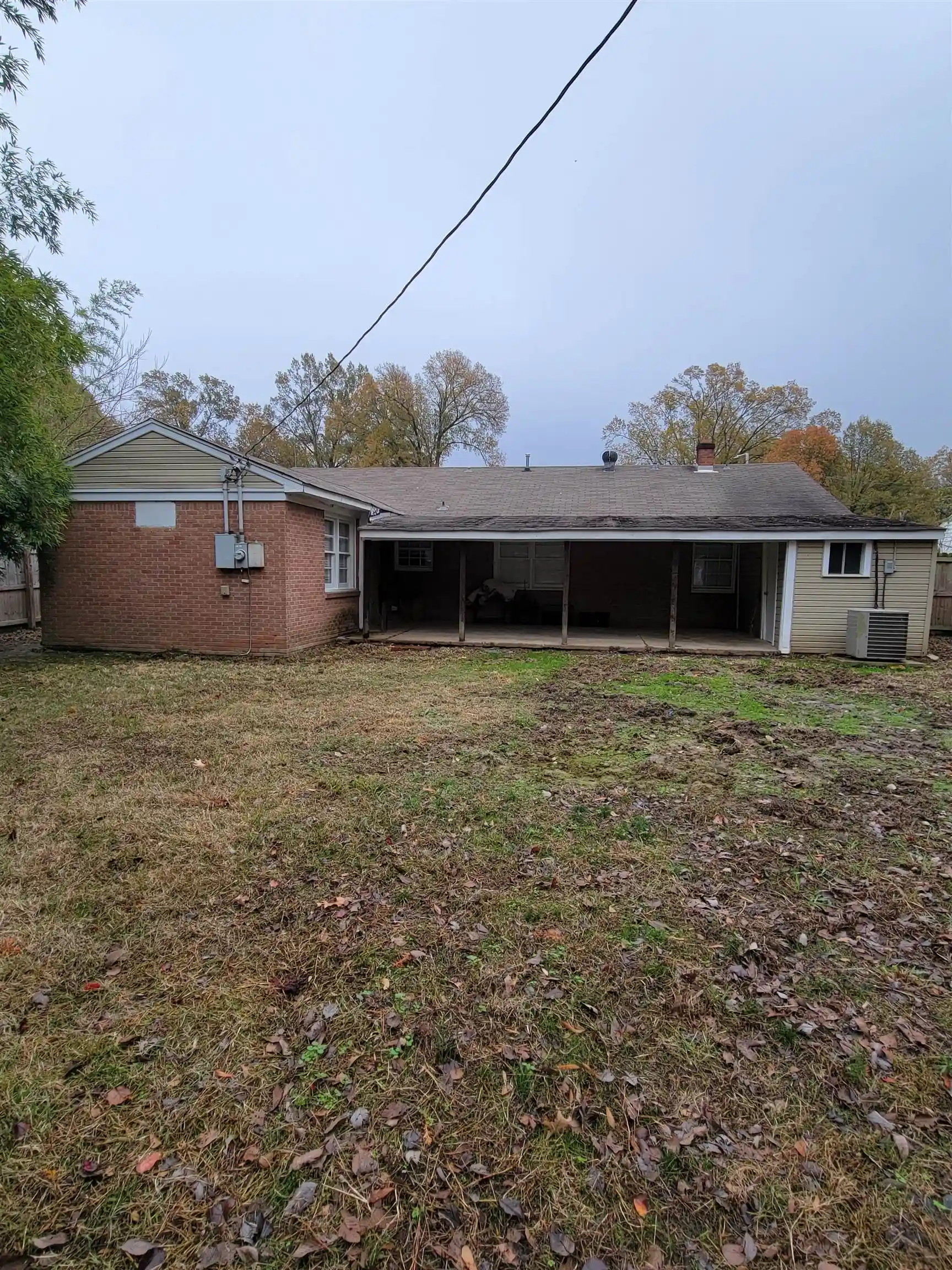 Photo 4 of Single family home for sale at 1229 S Perkins Rd, Memphis, TN 38117 | MLS# 10223883 | Listing updated on 2026-09-14