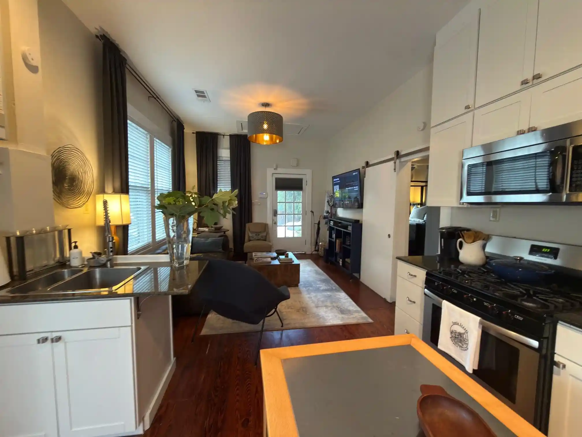 Photo 3 of Sale Pending at 2209 Oliver Ave, Memphis, TN 38104 | MLS# 10223891 | Listing updated on 2026-08-24