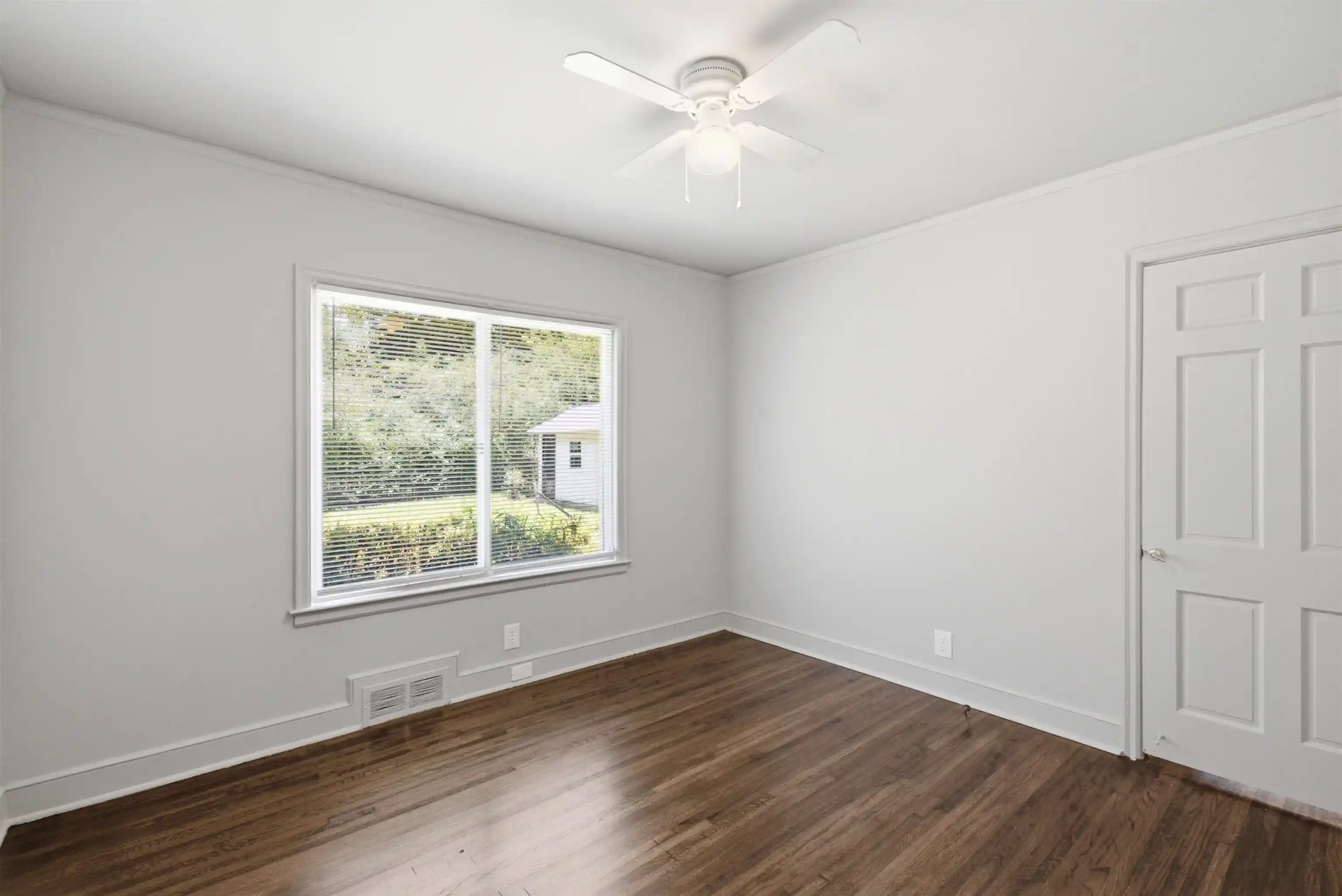 3rd image of 3210 S Waynoka Cir, Memphis, TN 38111 | MLS# 10223947