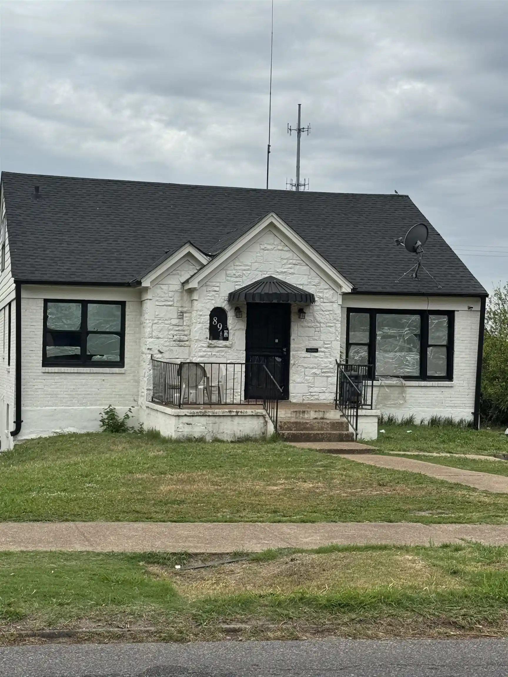 Photo 1 of Single family home for sale at 89 S Parkway Ave, Memphis, TN 38106 | MLS# 10224013 | Listing updated on 2026-09-01