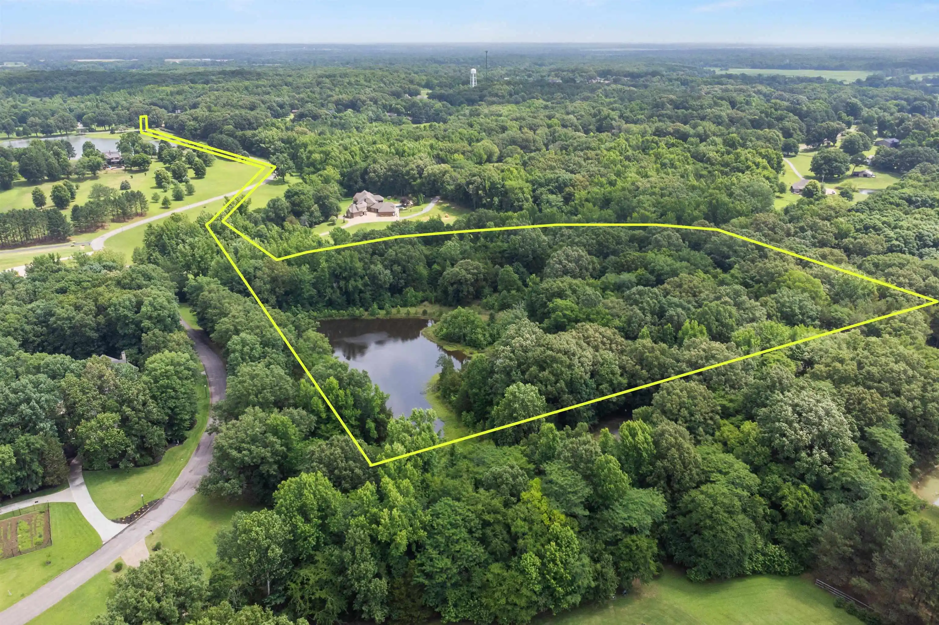 1st image of 0 Cypress Lake Dr, Arlington, TN 38002 | MLS# 10224016
