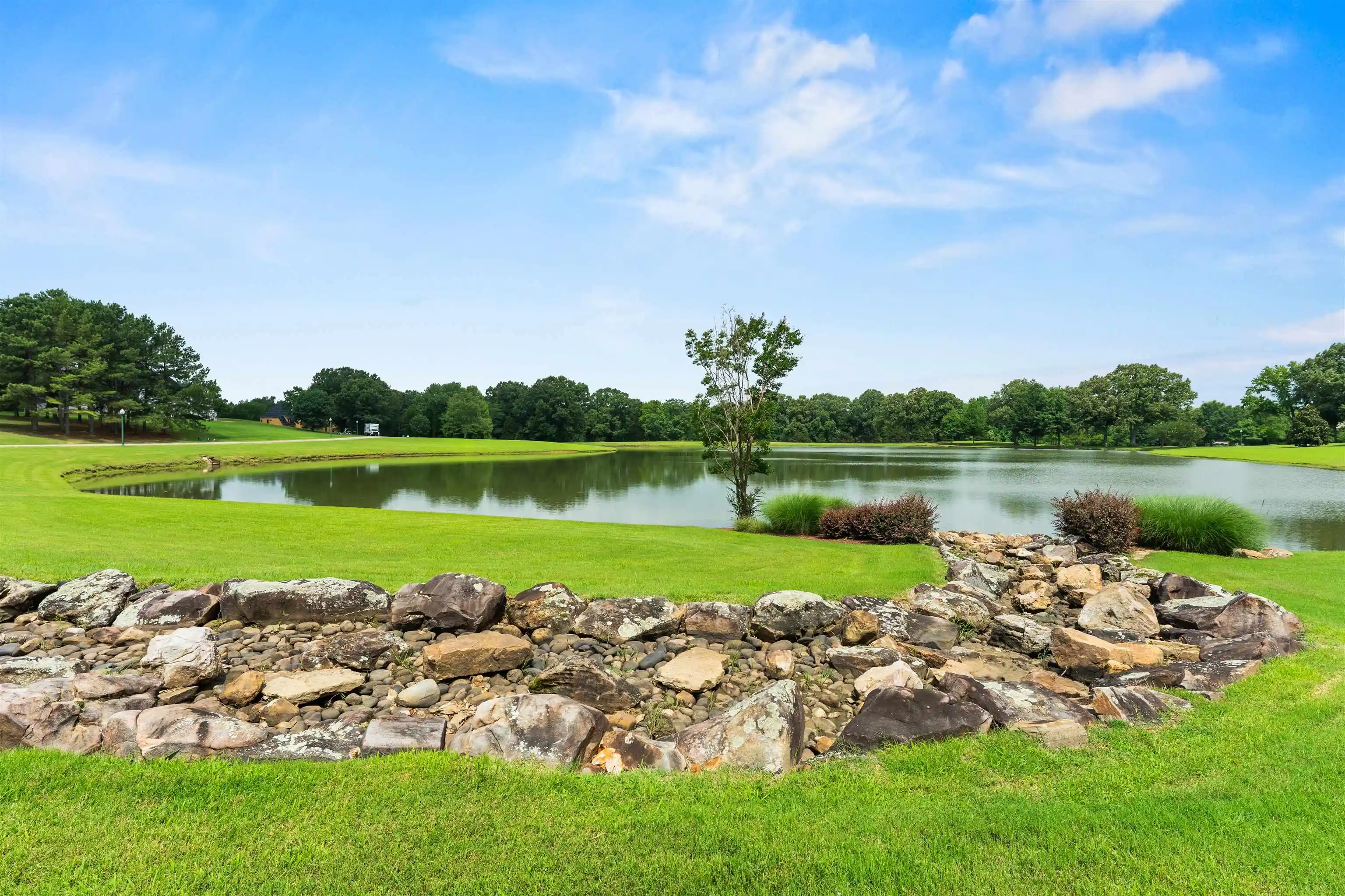 2nd image of 0 Cypress Lake Dr, Arlington, TN 38002 | MLS# 10224016
