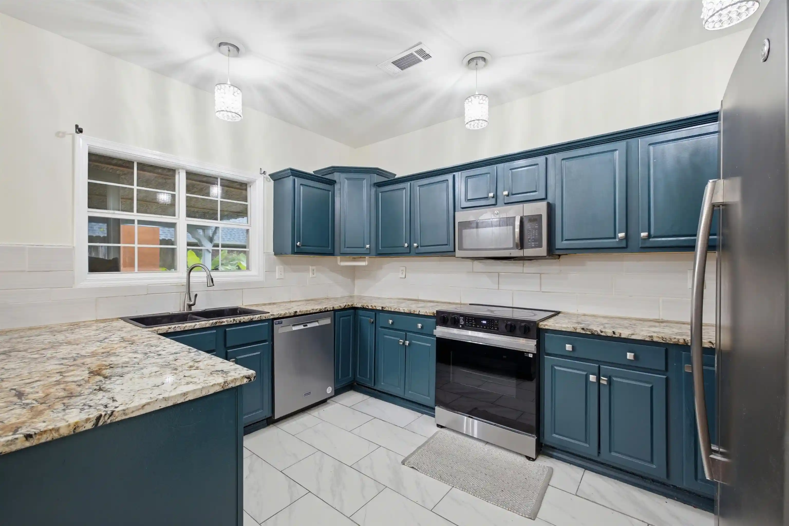 Photo 3 of Single family home for sale at 96 Berryfield Cv, Collierville, TN 38017 | MLS# 10224018 | Listing updated on 2026-09-04