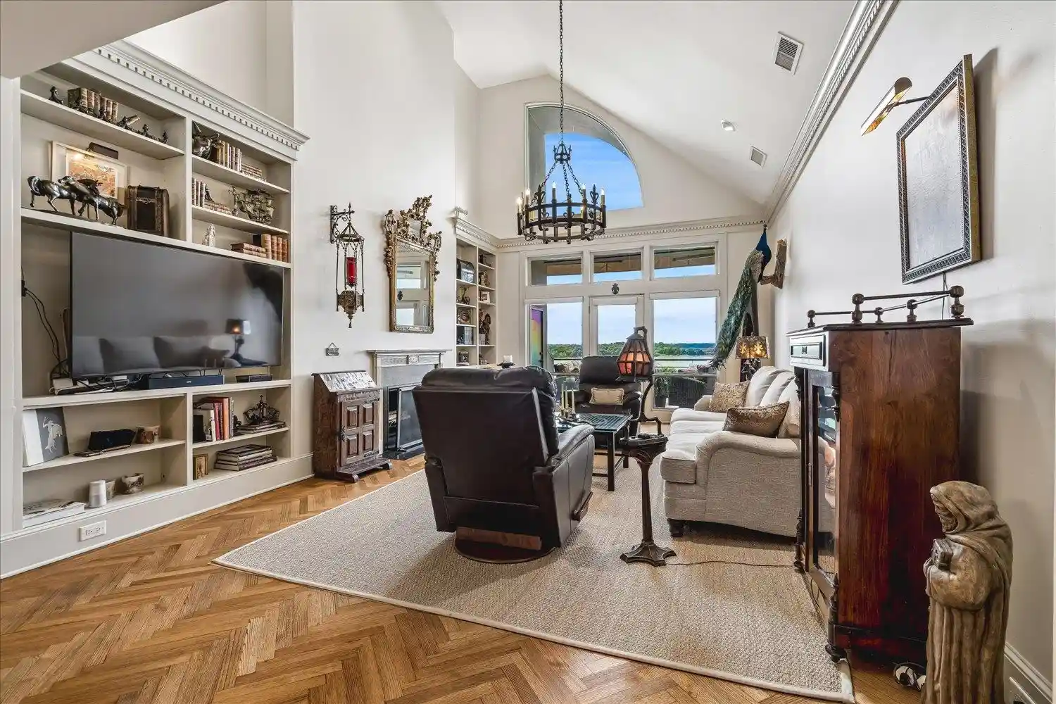 32nd image of 383 Chickasaw Bluff St #2, Memphis, TN 38103 | MLS# 10224051