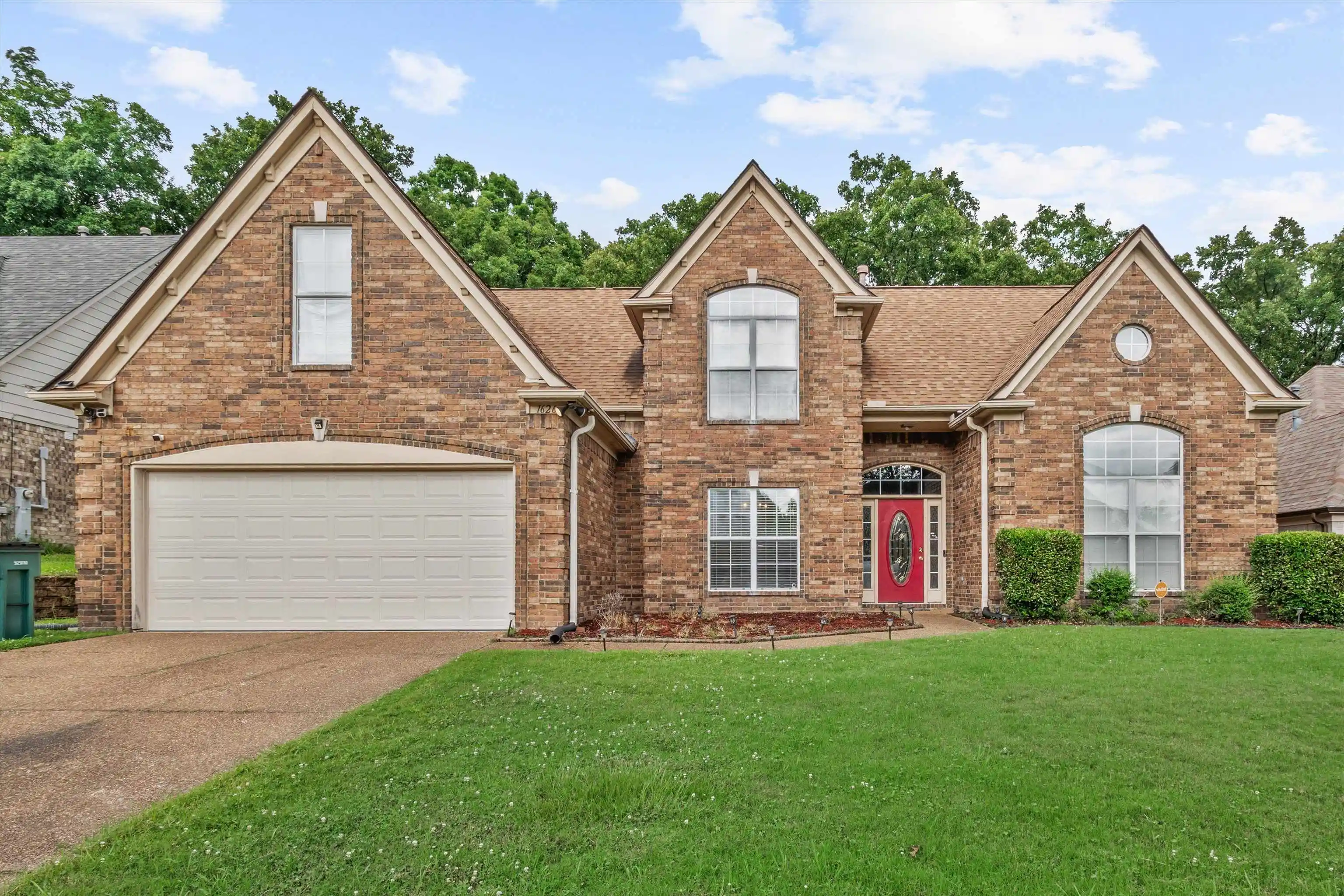 Photo 1 of Single family home for sale at 1626 Sutton Meadow Ln, Cordova, TN 38016 | MLS# 10224054 | Listing updated on 2026-10-07