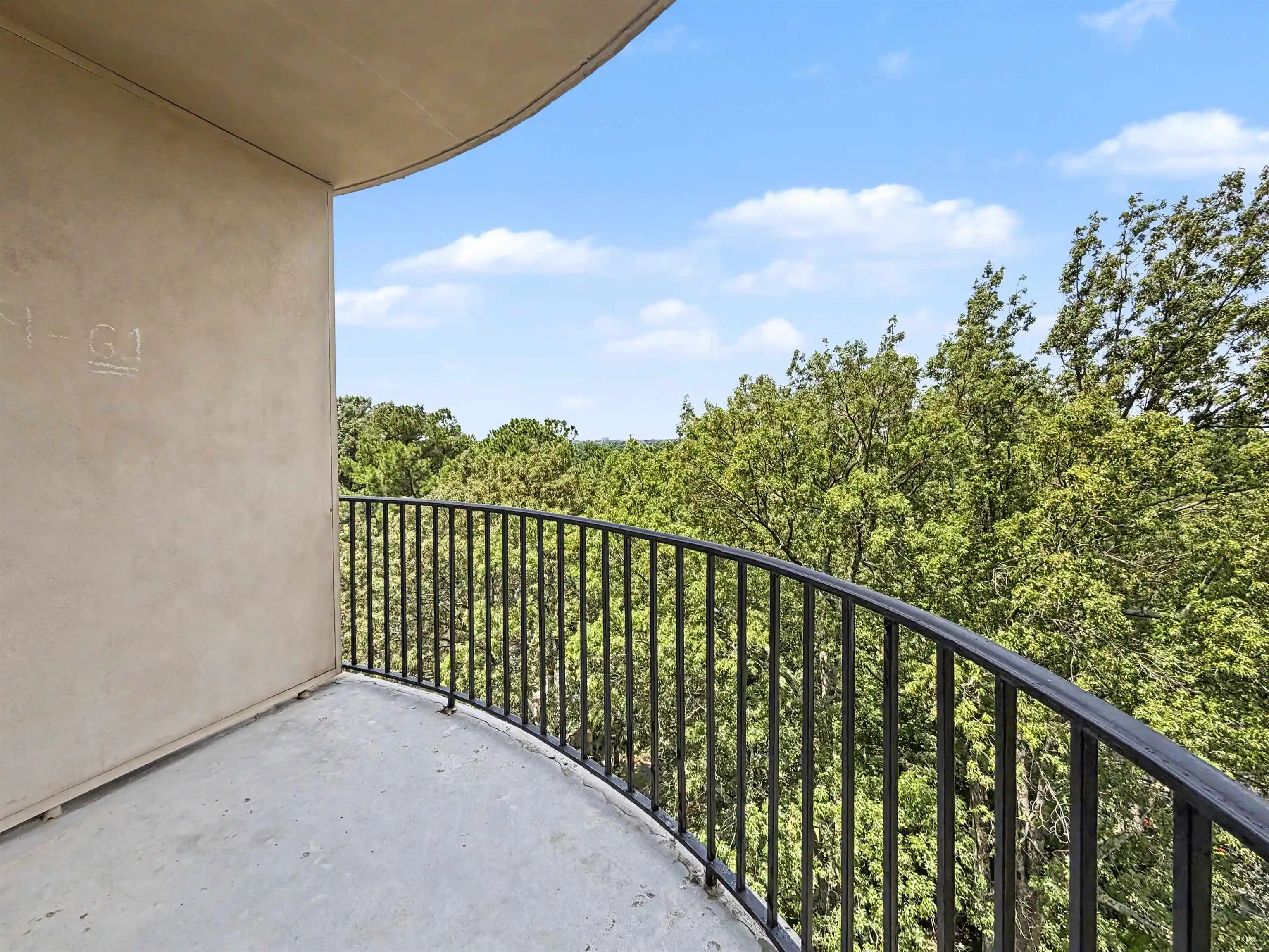 Photo 4 of Condo for sale at 475 N Highland St #9G, Memphis, TN 38122 | MLS# 10224067 | Listing updated on 2026-06-16