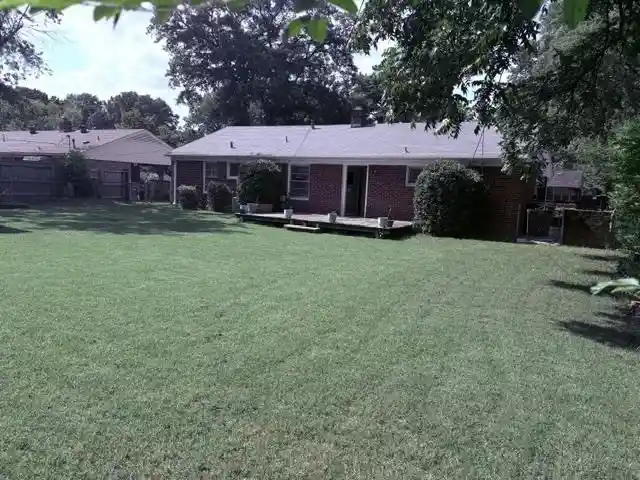 Photo 2 of Single family home for sale at 4951 Hummingbird Ln, Memphis, TN 38117 | MLS# 10224084 | Listing updated on 2026-09-13