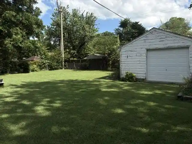 Photo 3 of Single family home for sale at 4951 Hummingbird Ln, Memphis, TN 38117 | MLS# 10224084 | Listing updated on 2026-09-13