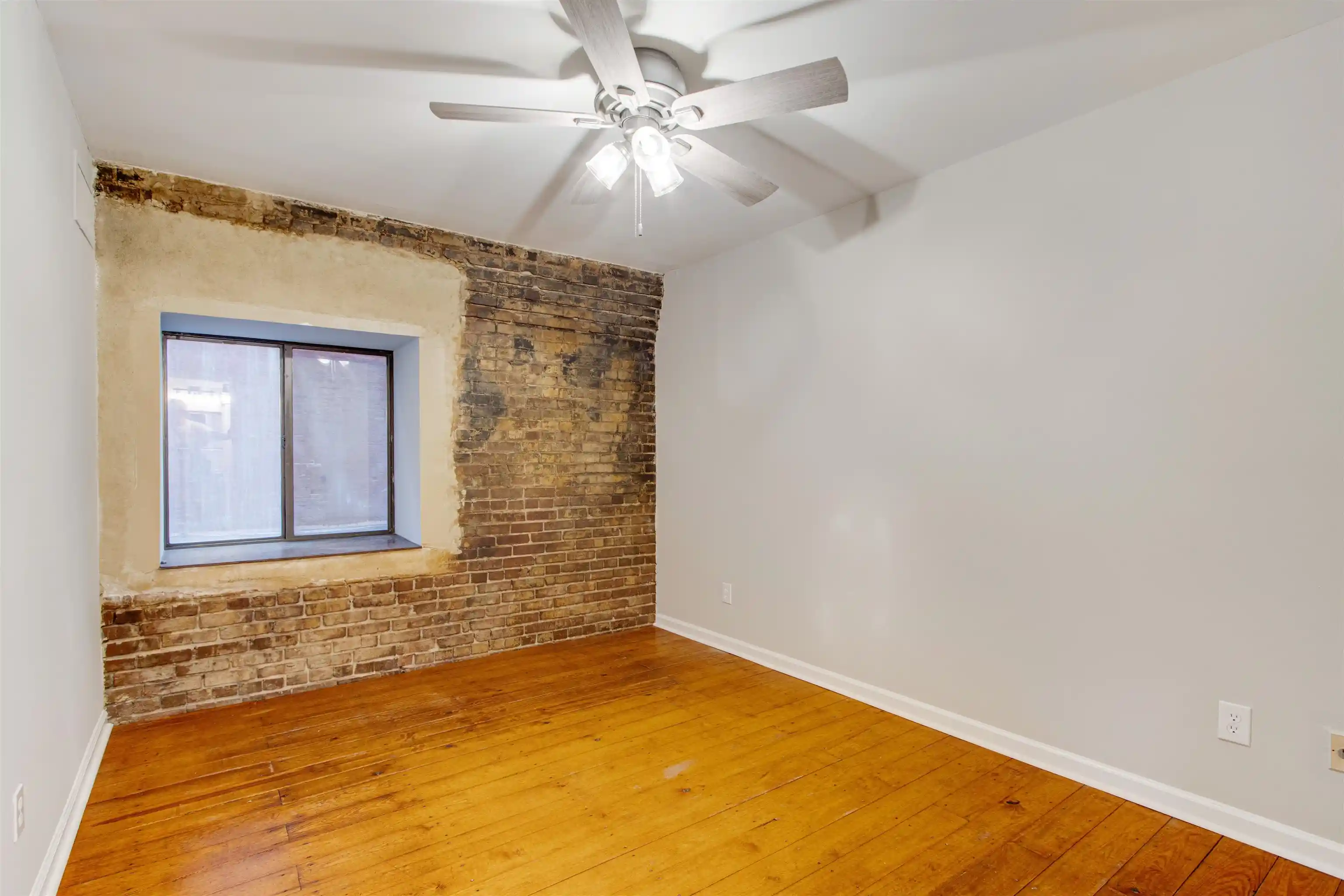 Photo 2 of Condo for sale at 107 S Front St #25, Memphis, TN 38103 | MLS# 10224089 | Listing updated on 2026-06-16