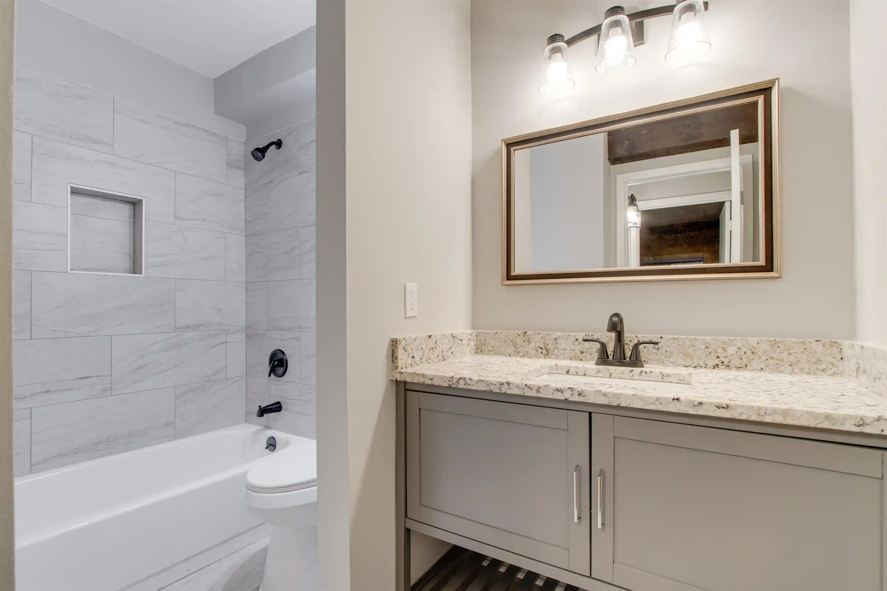 Photo 4 of Condo for sale at 107 S Front St #25, Memphis, TN 38103 | MLS# 10224089 | Listing updated on 2026-06-16