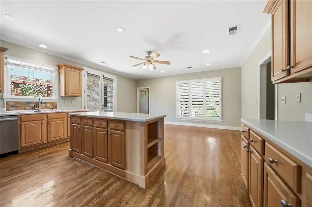 Photo 3 of Single family home for sale at 10211 Carnegie Clb Dr, Collierville, TN 38017 | MLS# 10224097 | Listing updated on 2026-09-12