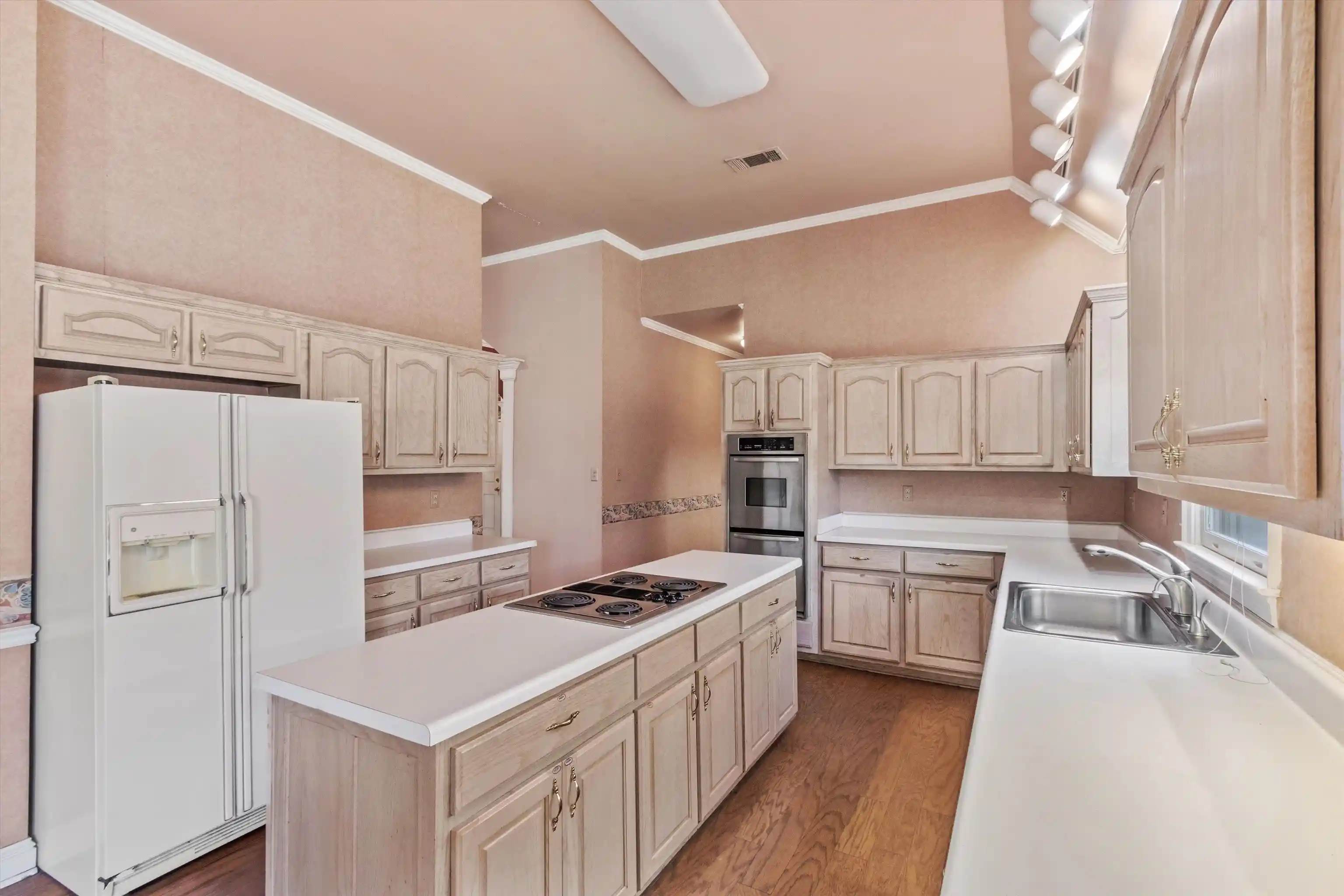 Photo 3 of Single family home for sale at 1578 Quail Pointe Cir, Memphis, TN 38120 | MLS# 10224133 | Listing updated on 2026-09-11