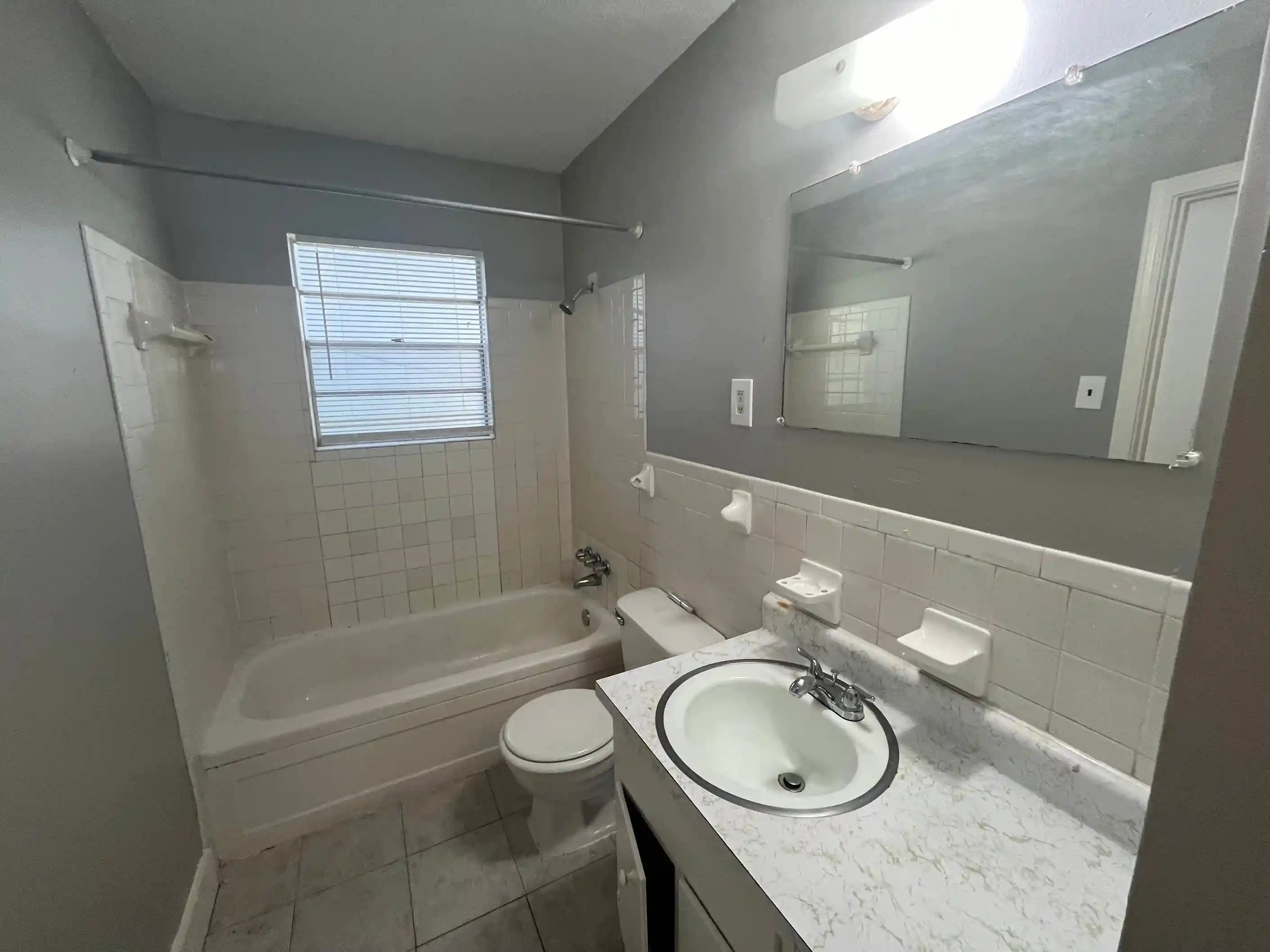 Photo 4 of Single family home for sale at 4575 Spring Glen Dr, Memphis, TN 38128 | MLS# 10224142 | Listing updated on 2026-09-12