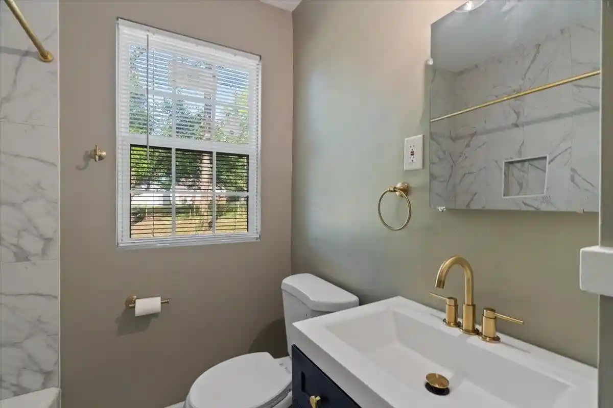 Photo 2 of Single family home for sale at 1160 Isabelle St, Memphis, TN 38122 | MLS# 10224148 | Listing updated on 2026-09-06