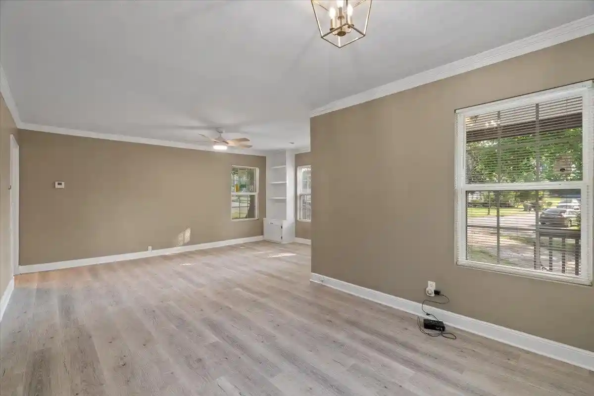 Photo 3 of Single family home for sale at 1160 Isabelle St, Memphis, TN 38122 | MLS# 10224148 | Listing updated on 2026-09-06