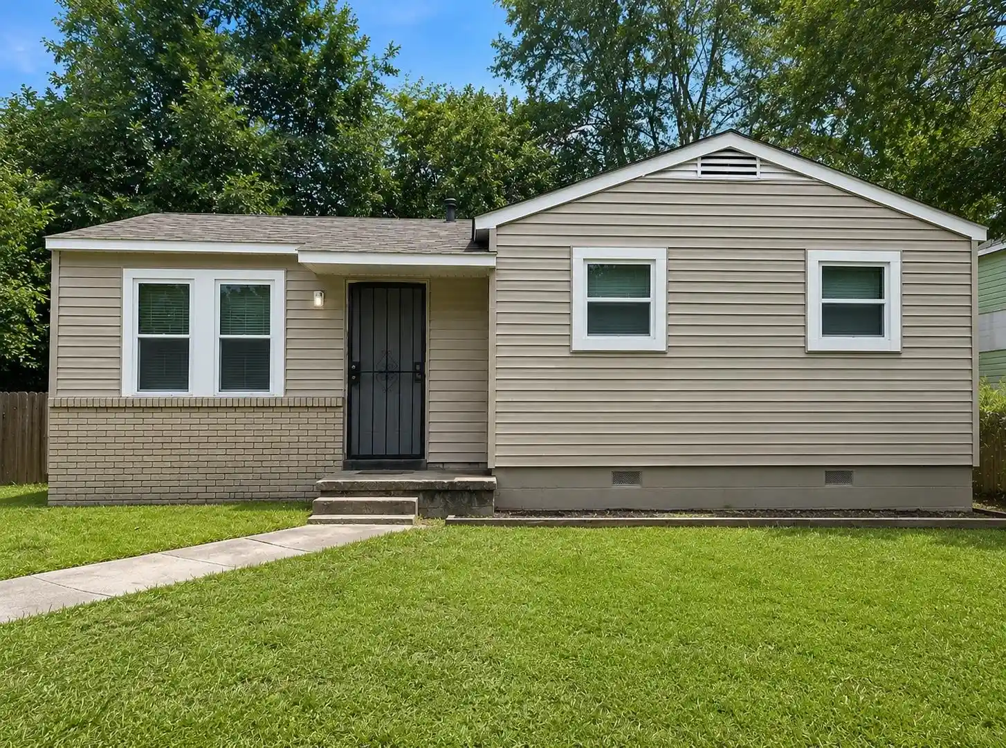 Photo 1 of Single family home for sale at 4530 Beacon Hl Dr, Memphis, TN 38127 | MLS# 10224156 | Listing updated on 2026-10-06
