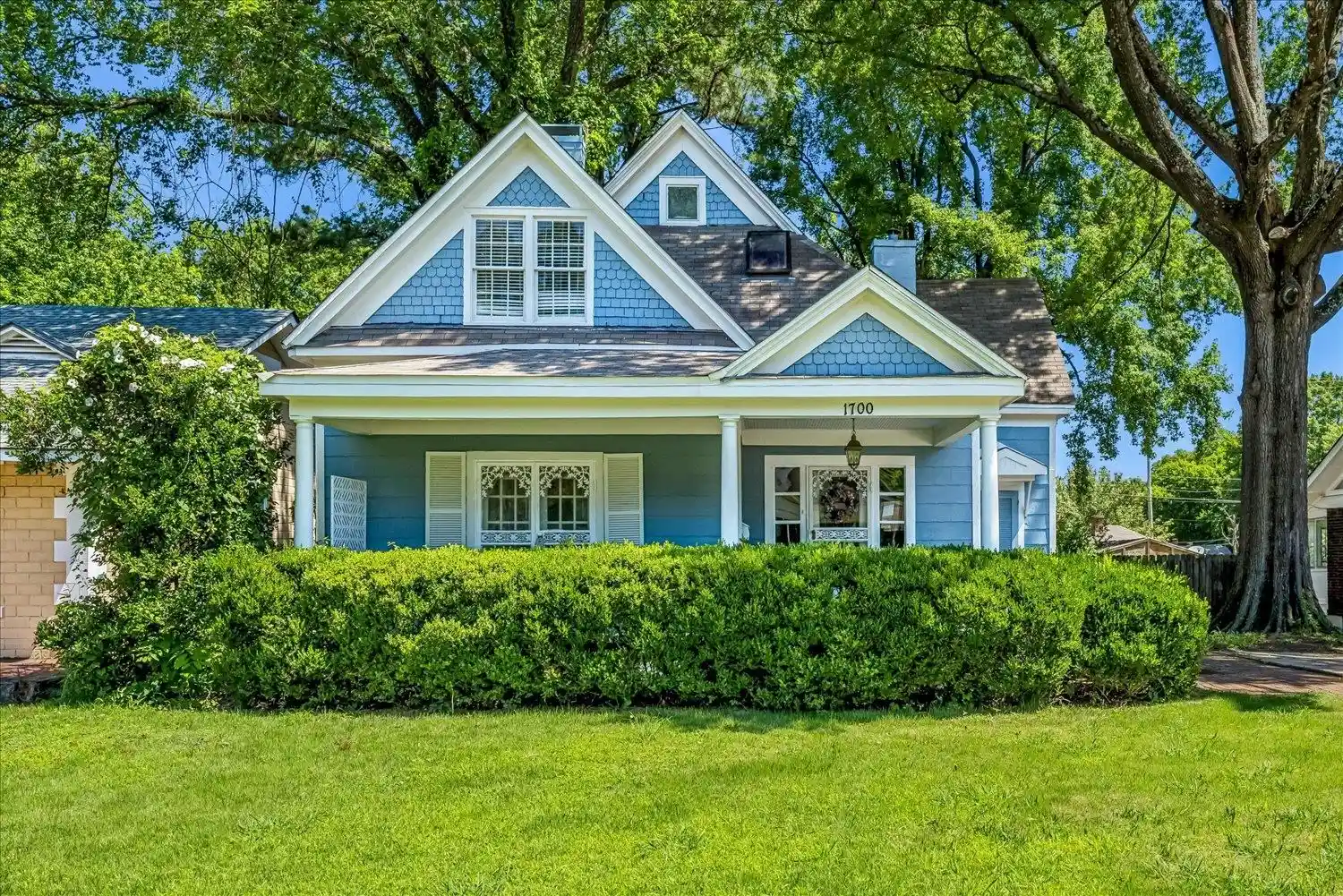 Photo 1 of Single family home for sale at 1700 Faxon Ave, Memphis, TN 38112 | MLS# 10224201 | Listing updated on 2026-08-31