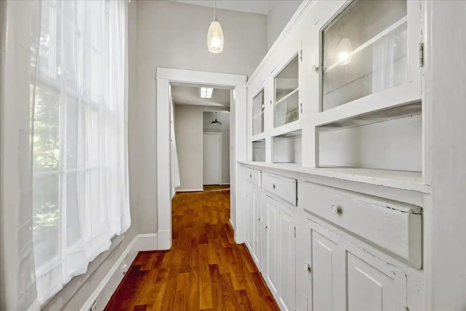 Photo 2 of Single family home for sale at 1700 Faxon Ave, Memphis, TN 38112 | MLS# 10224201 | Listing updated on 2026-08-31