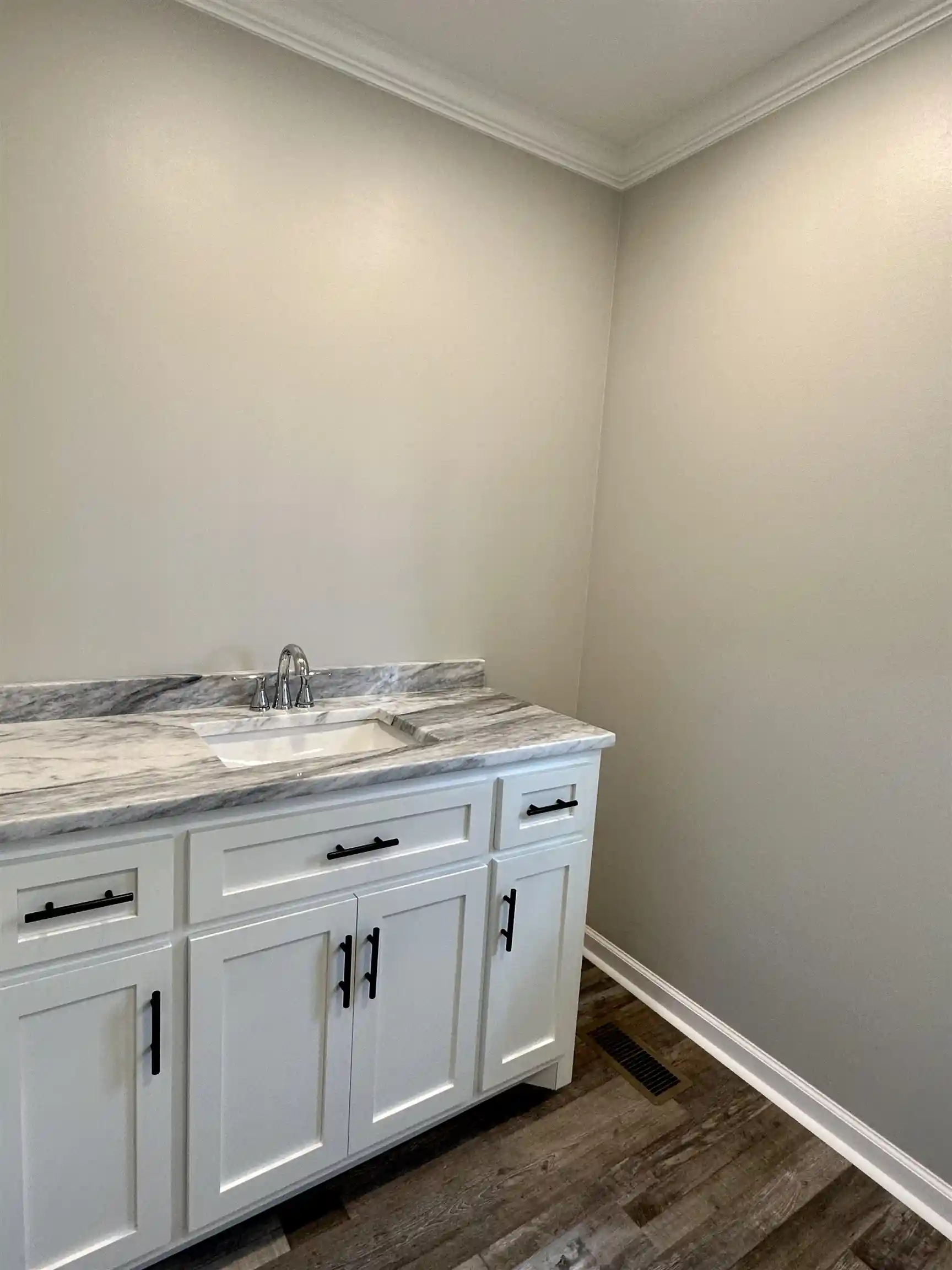 Photo 3 of Single family home for sale at 223 Forrest Hl Rd, Selmer, TN 38375 | MLS# 10224218 | Listing updated on 2026-06-18