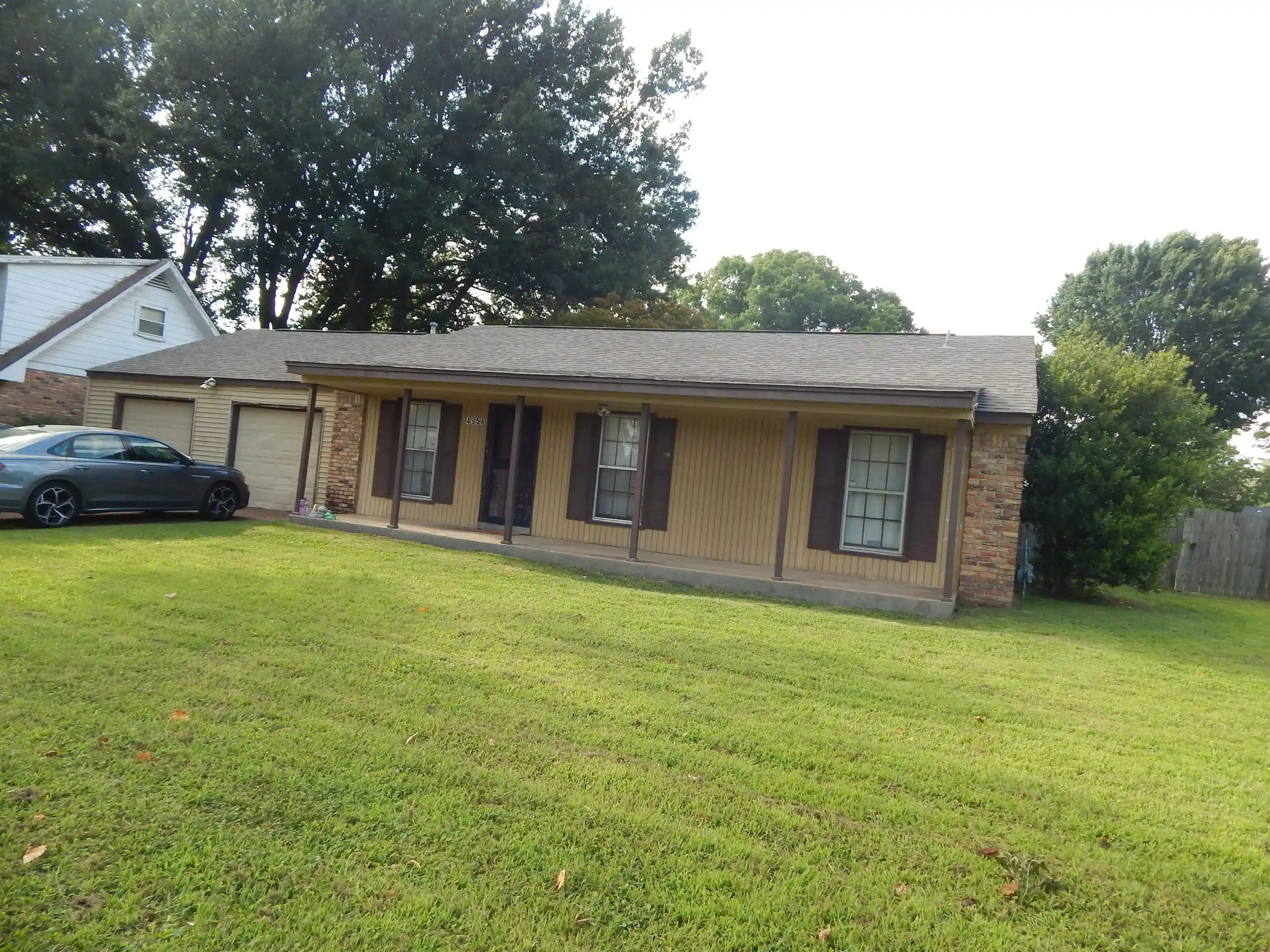Townhouse for sale at 4956 Cottonwood Ave, Memphis, TN 38118 | MLS# 10224222