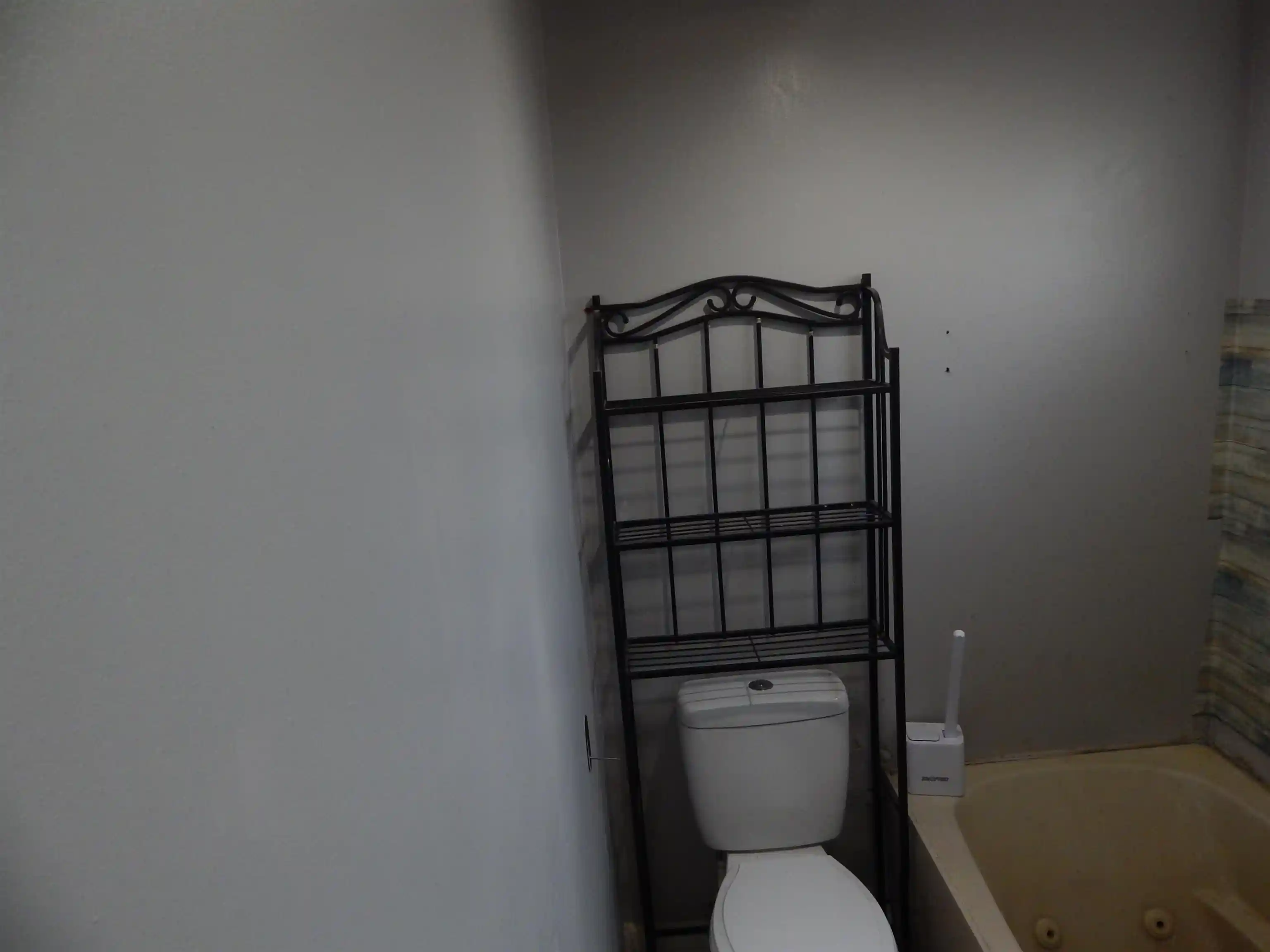 Photo 2 of Townhouse for sale at 4956 Cottonwood Ave, Memphis, TN 38118 | MLS# 10224222 | Listing updated on 2026-09-02