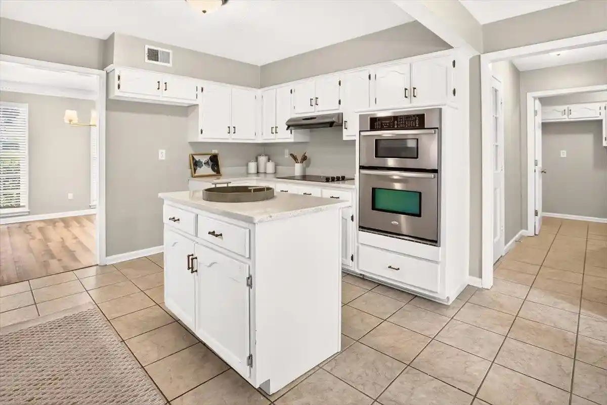 4th image of 2966 Tamerlane Ln, Germantown, TN 38138 | MLS# 10224226