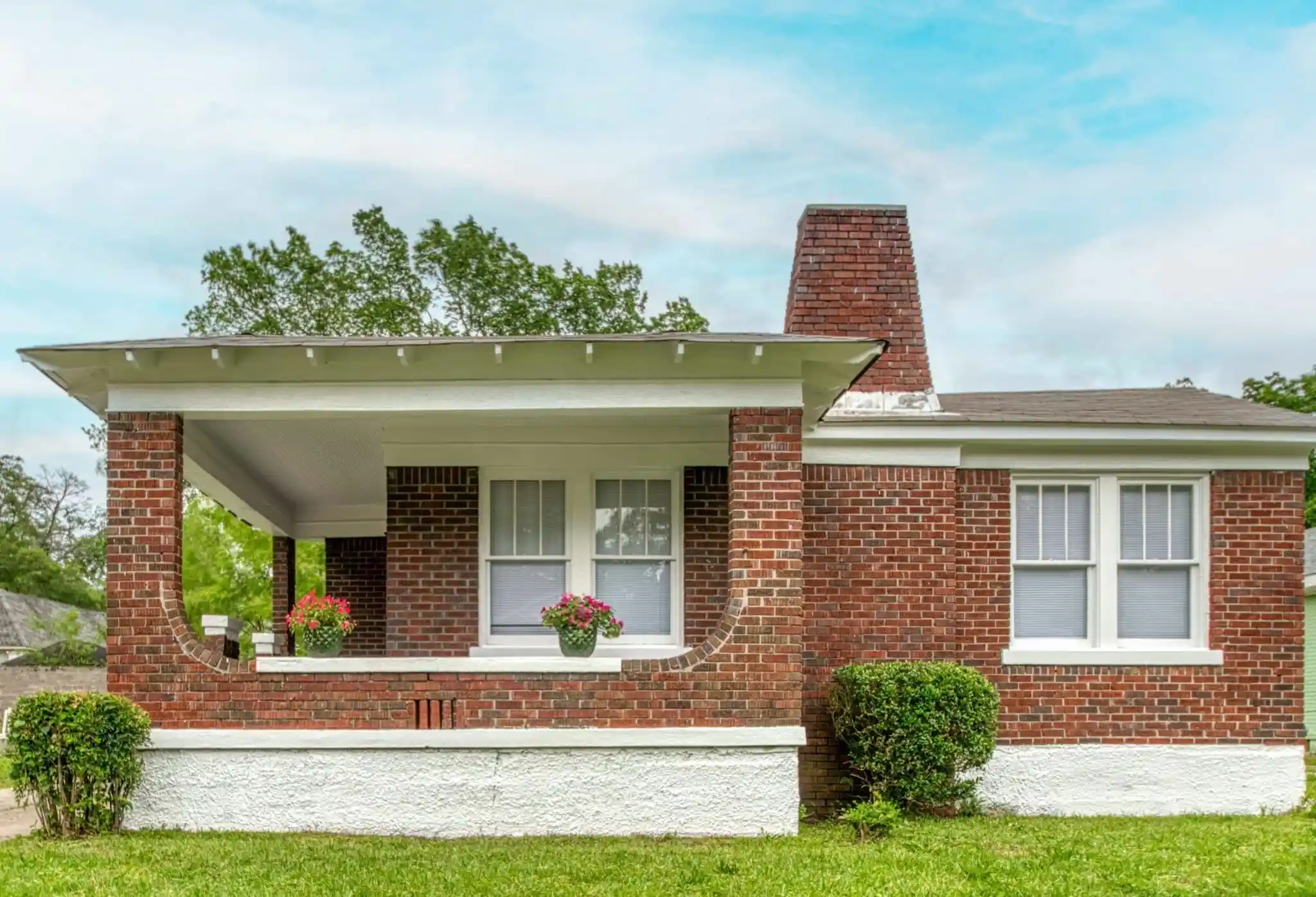 Photo 1 of Single family home for sale at 820 N Mcneil St, Memphis, TN 38107 | MLS# 10224238 | Listing updated on 2026-09-02