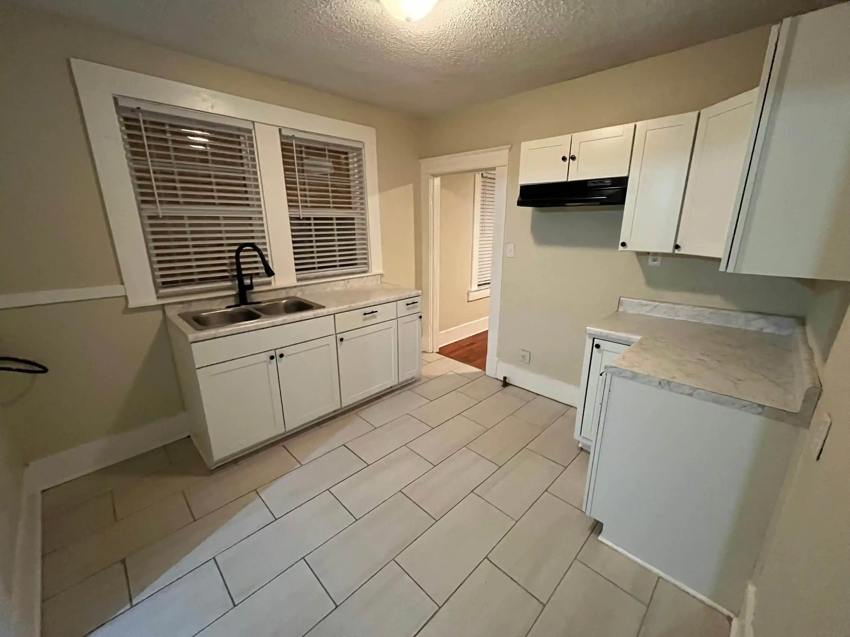 Photo 2 of Single family home for sale at 923 Garland St, Memphis, TN 38107 | MLS# 10224242 | Listing updated on 2026-09-12