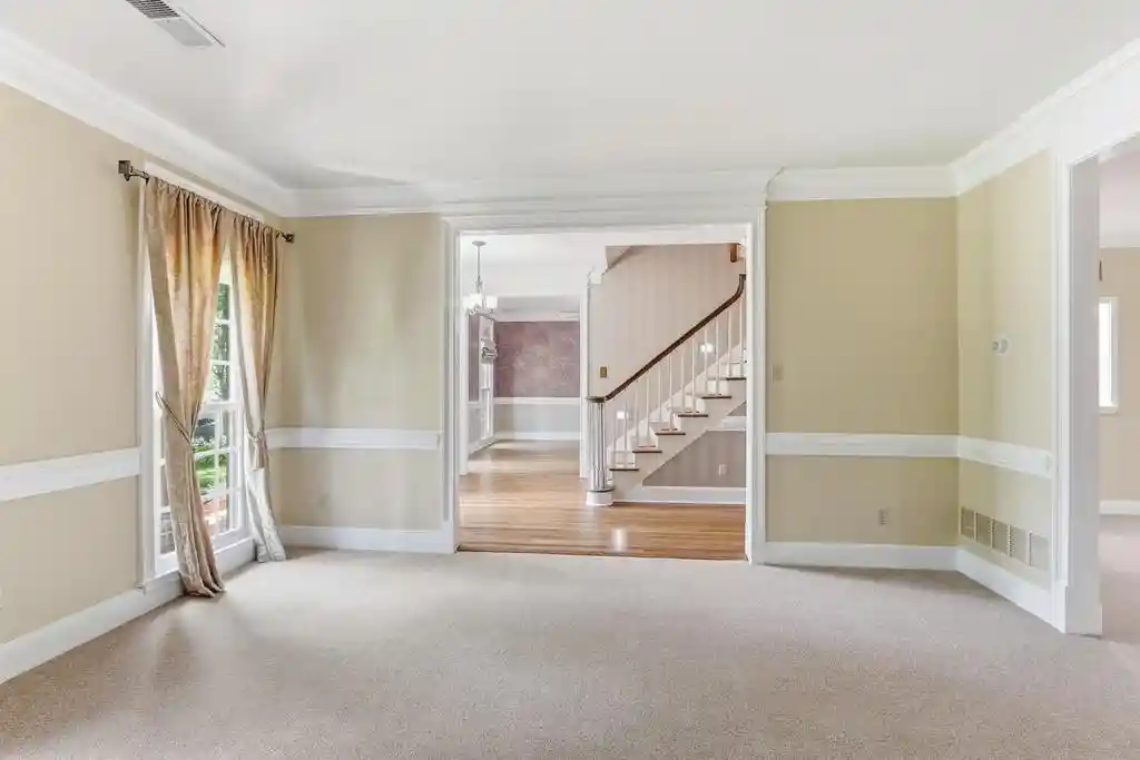 2nd image of 8154 Meadow Glen Dr, Germantown, TN 38138 | MLS# 10224244