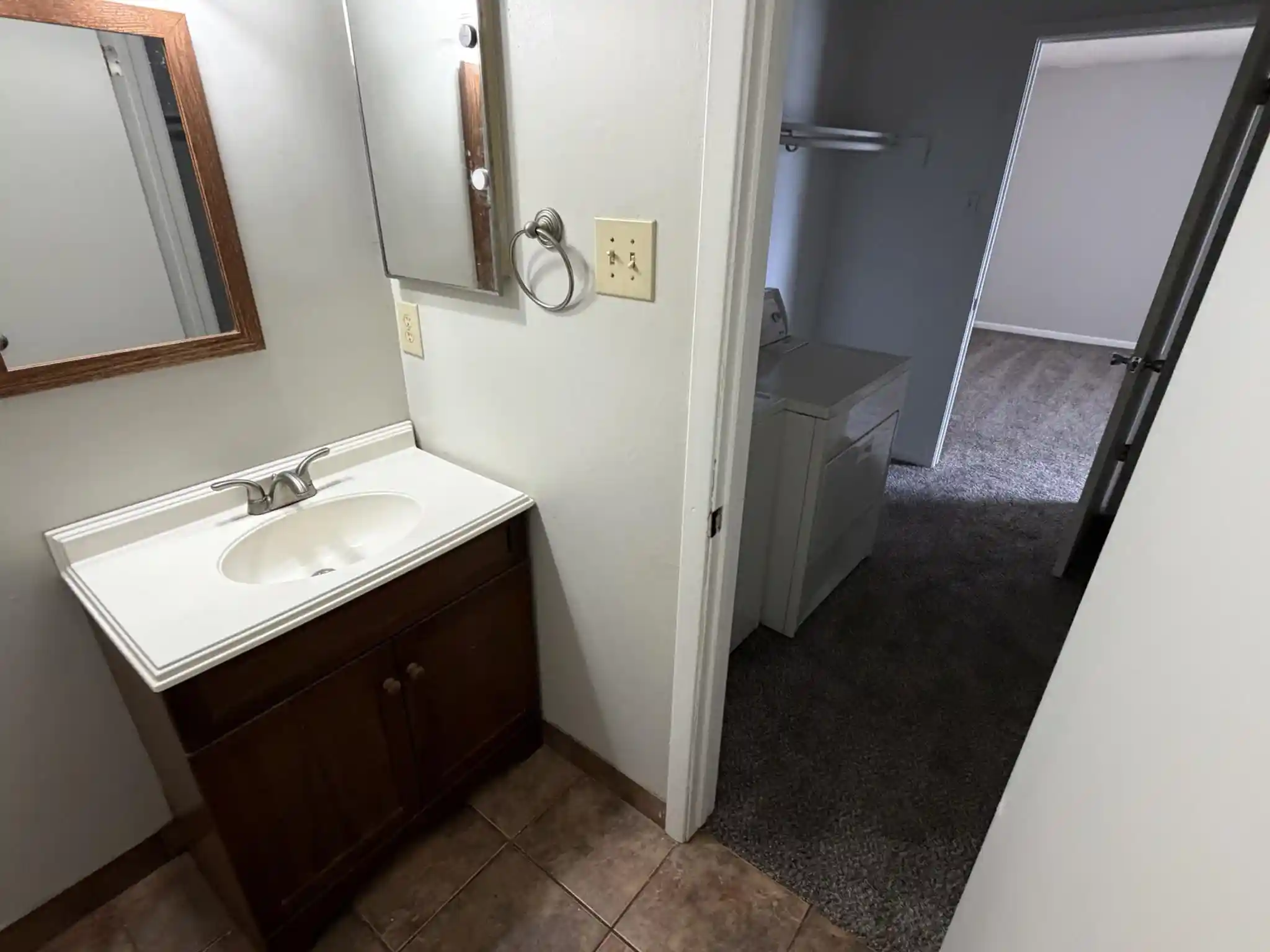 Photo 2 of Townhouse for sale at 6774 Enchanted Oak Pl #4, Memphis, TN 38120 | MLS# 10224248 | Listing updated on 2026-09-01