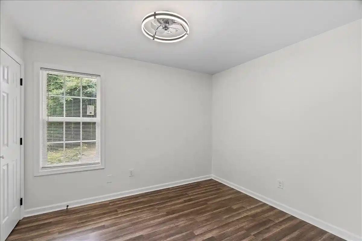 Photo 2 of Single family home for sale at 3065 Sax Rd, Memphis, TN 38109 | MLS# 10224249 | Listing updated on 2026-06-18