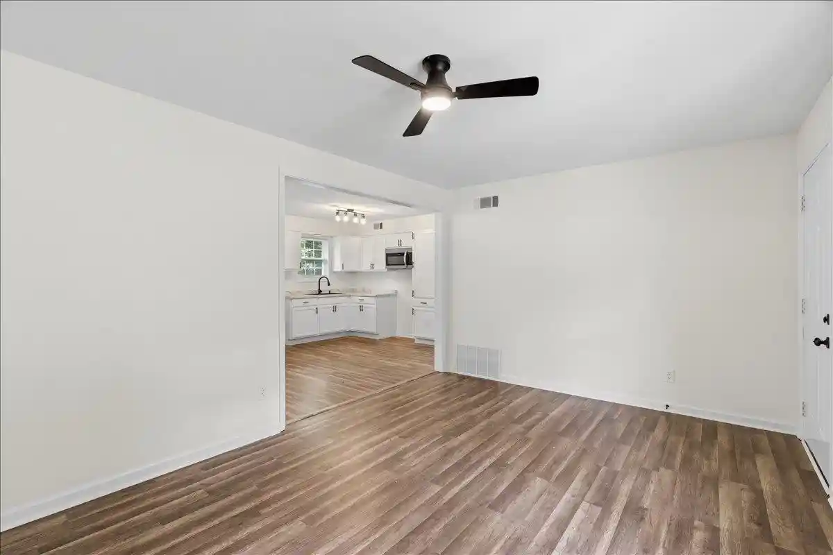 Photo 4 of Single family home for sale at 3065 Sax Rd, Memphis, TN 38109 | MLS# 10224249 | Listing updated on 2026-06-18
