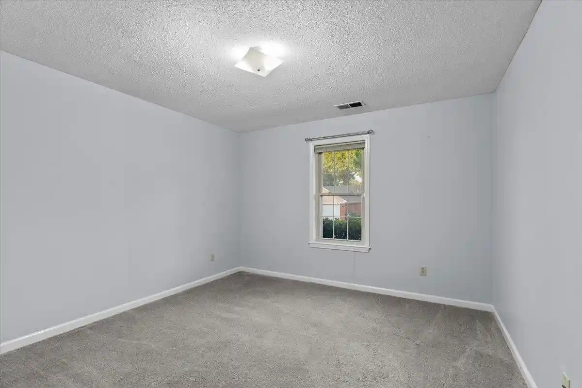 Photo 3 of Single family home for sale at 4765 Barkshire Dr, Memphis, TN 38141 | MLS# 10224254 | Listing updated on 2026-09-02
