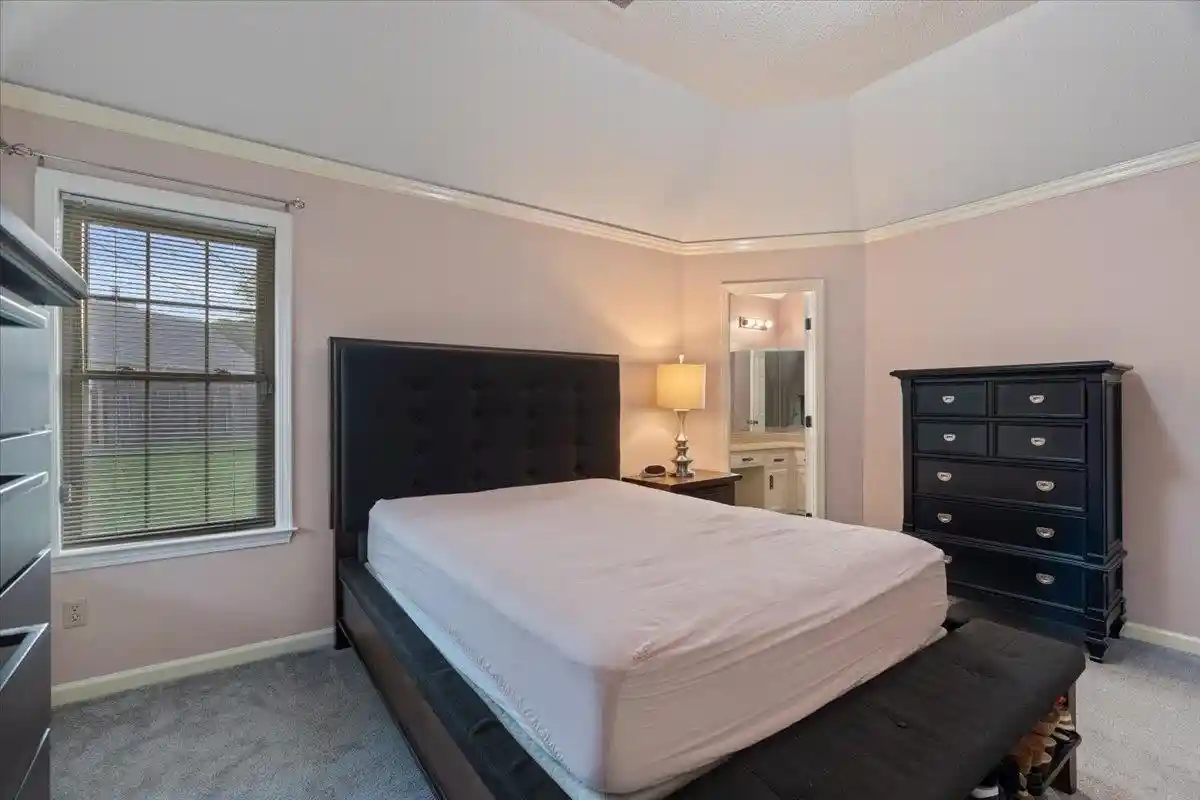 Photo 3 of Single family home for sale at 4765 Barkshire Dr, Memphis, TN 38141 | MLS# 10224254 | Listing updated on 2026-09-02