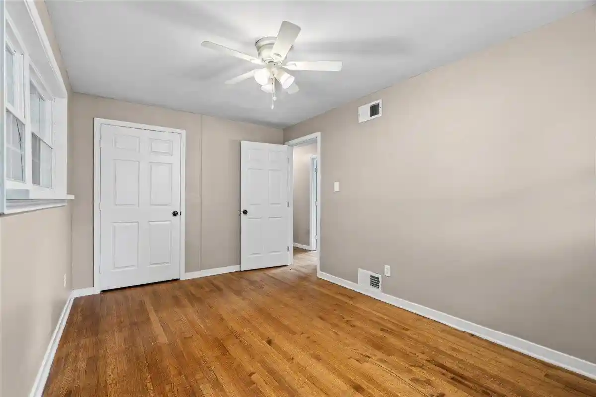 Photo 3 of Single family home for sale at 1176 S White Sta Rd, Memphis, TN 38117 | MLS# 10224283 | Listing updated on 2026-06-24
