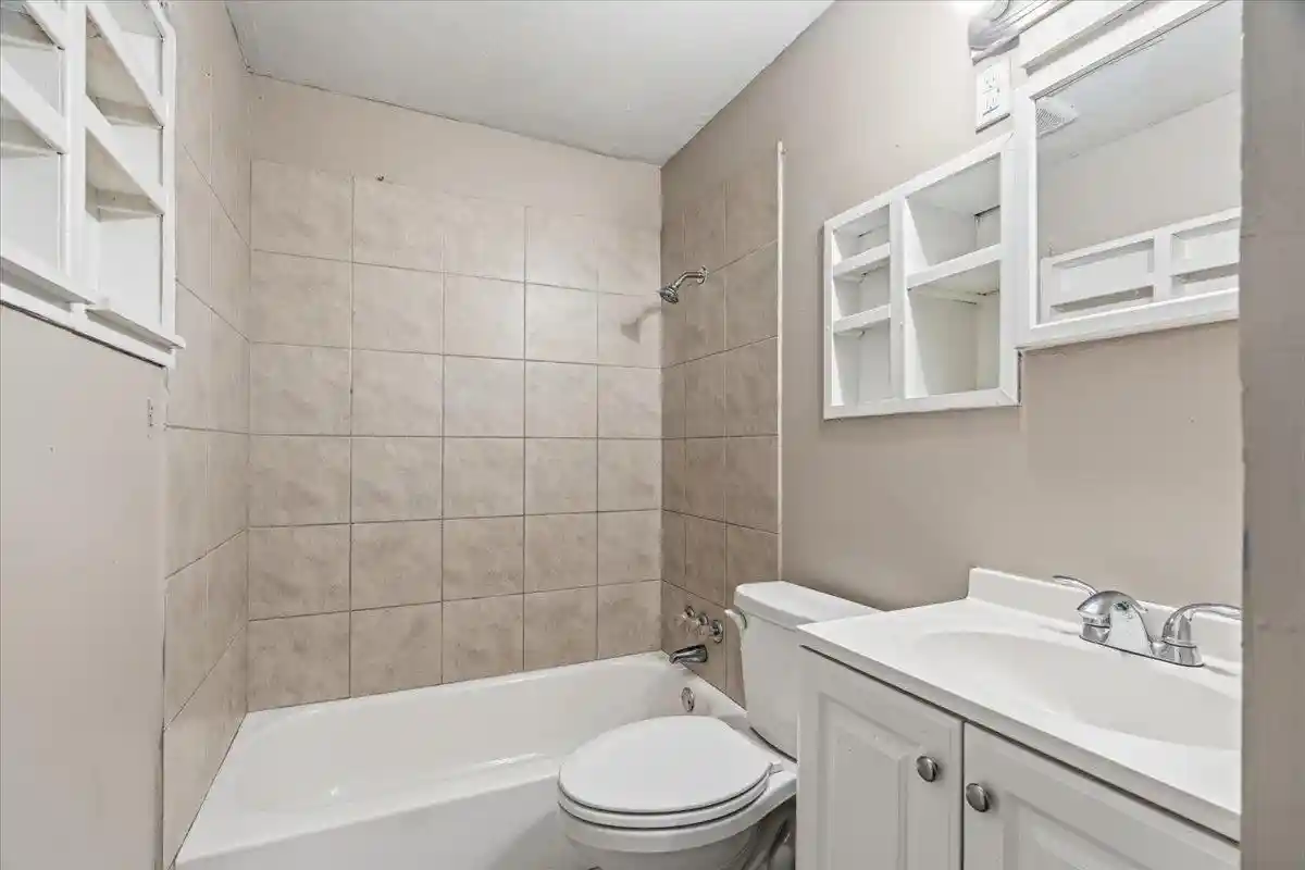 Photo 4 of Single family home for sale at 1176 S White Sta Rd, Memphis, TN 38117 | MLS# 10224283 | Listing updated on 2026-06-24