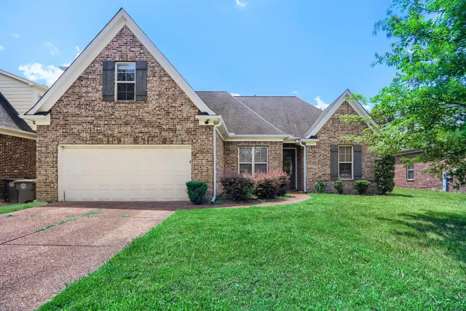 Photo 1 of Single family home for sale at 7935 Country Lake Dr, Bartlett, TN 38133 | MLS# 10224294 | Listing updated on 2026-08-21