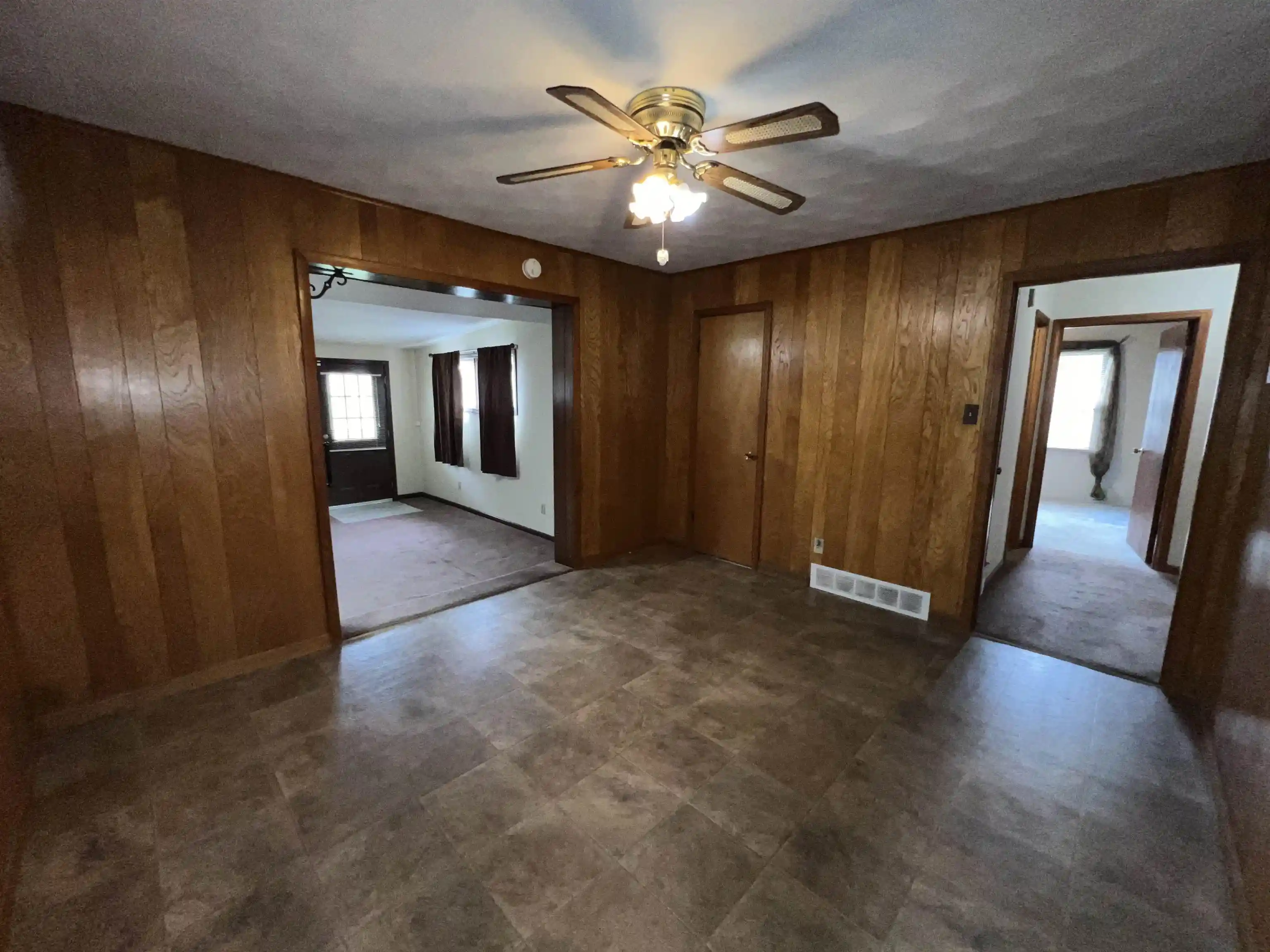 Photo 3 of Sale Pending at 5115 Lexie Dr, Memphis, TN 38116 | MLS# 10224305 | Listing updated on 2026-07-21