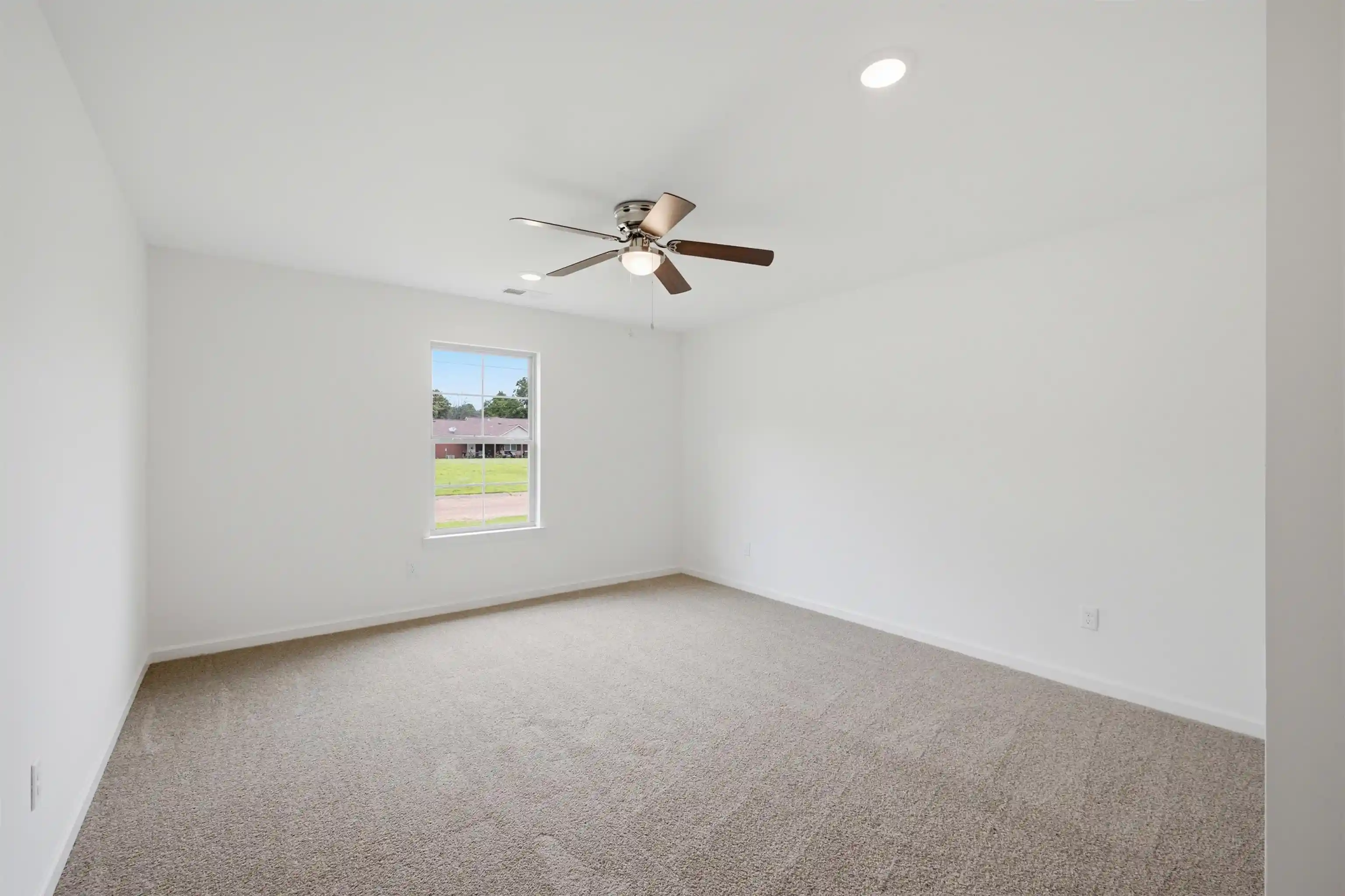 Homes for sale in Mason, TN | 25 Foxchase Dr, Mason, TN 38049 | MLS# 10224316